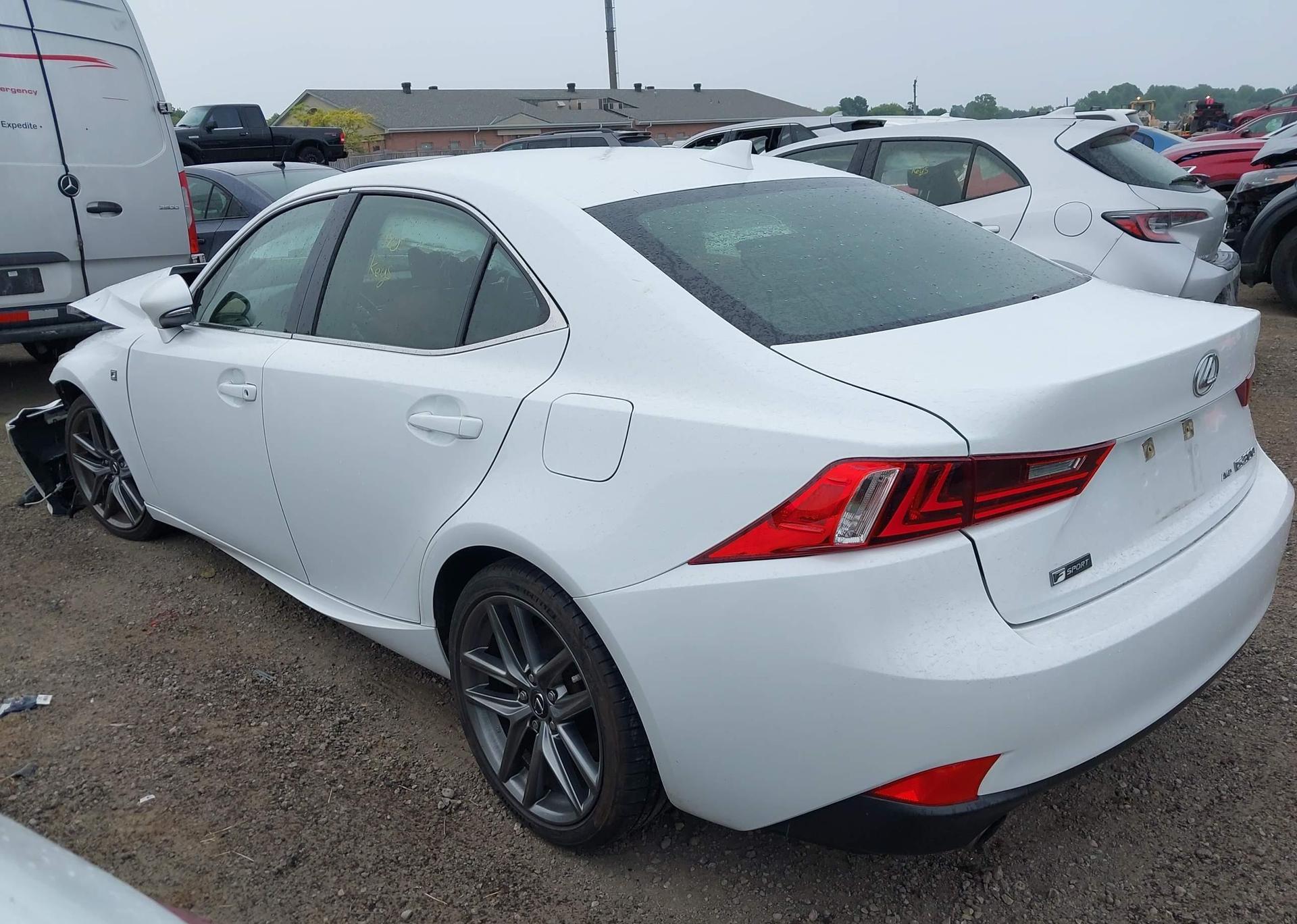 2016 LEXUS IS 300