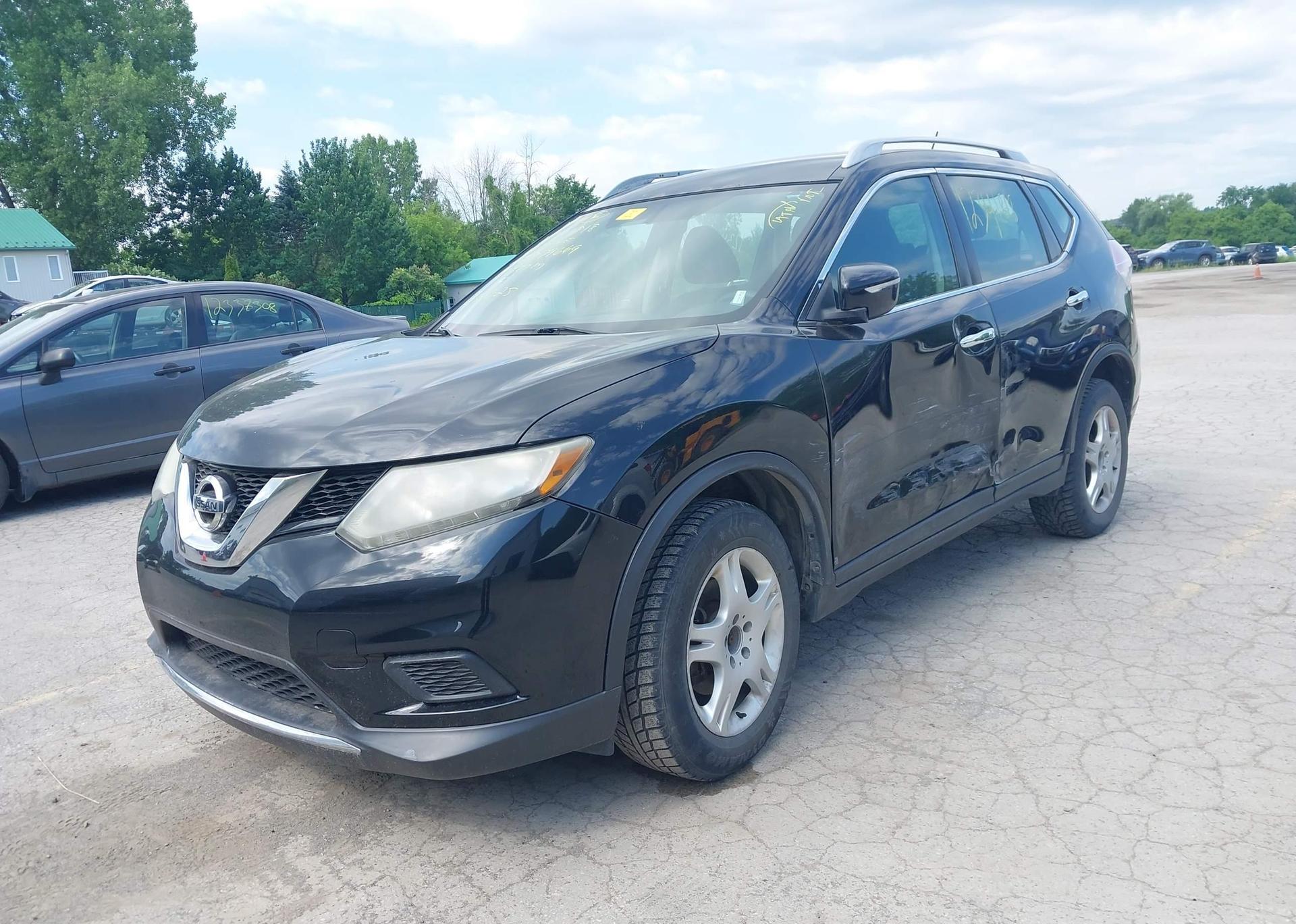 2015 NISSAN ROGUE