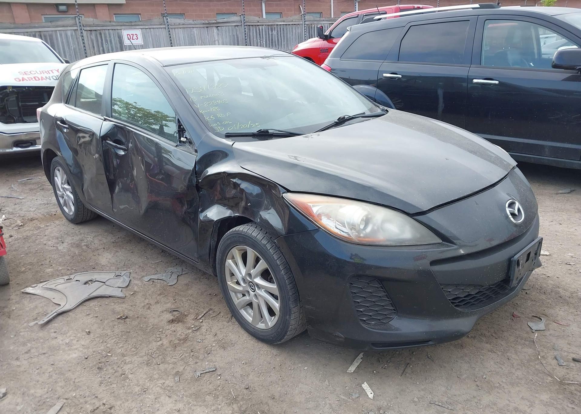 2013 MAZDA MAZDA3