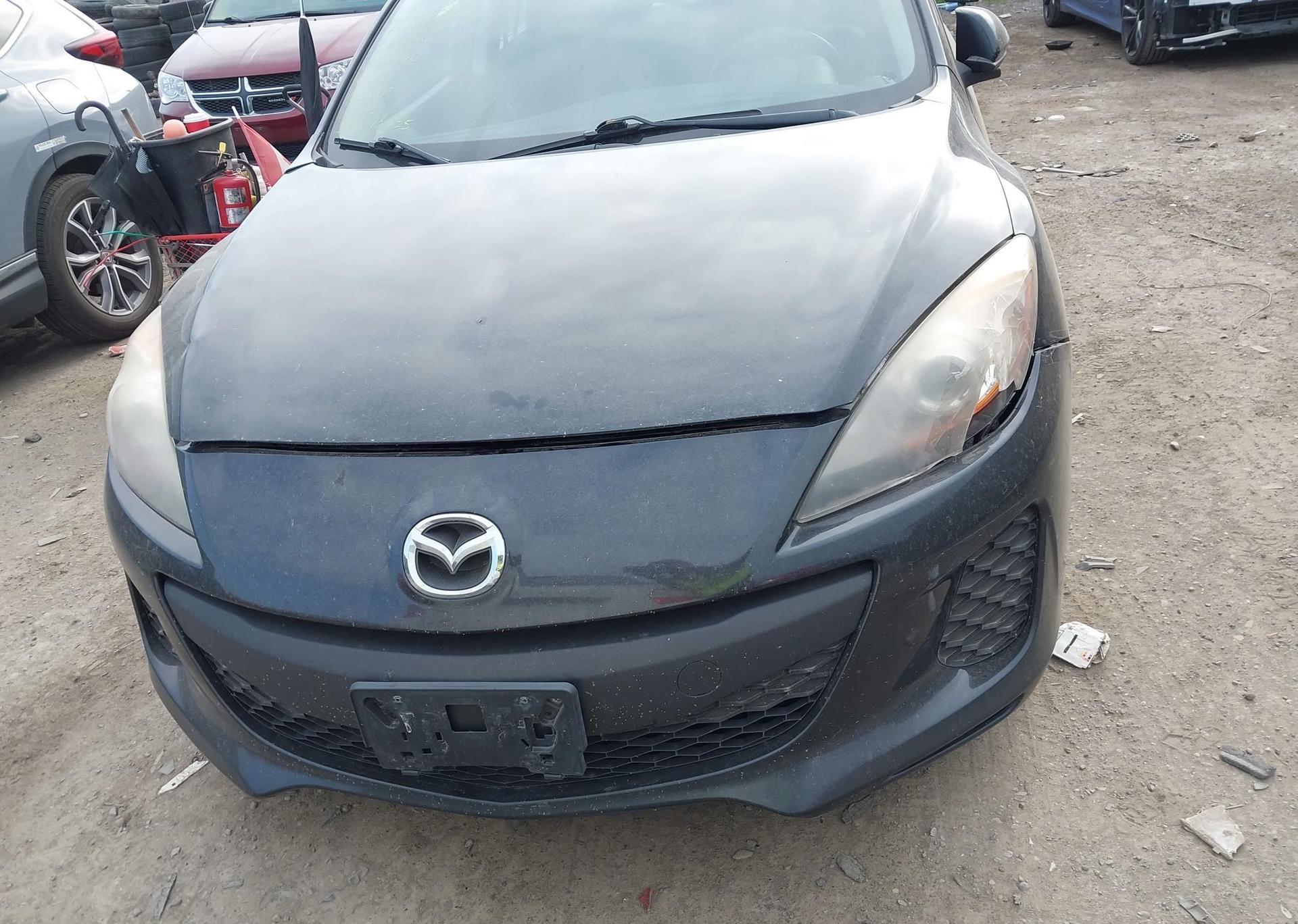 2013 MAZDA MAZDA3