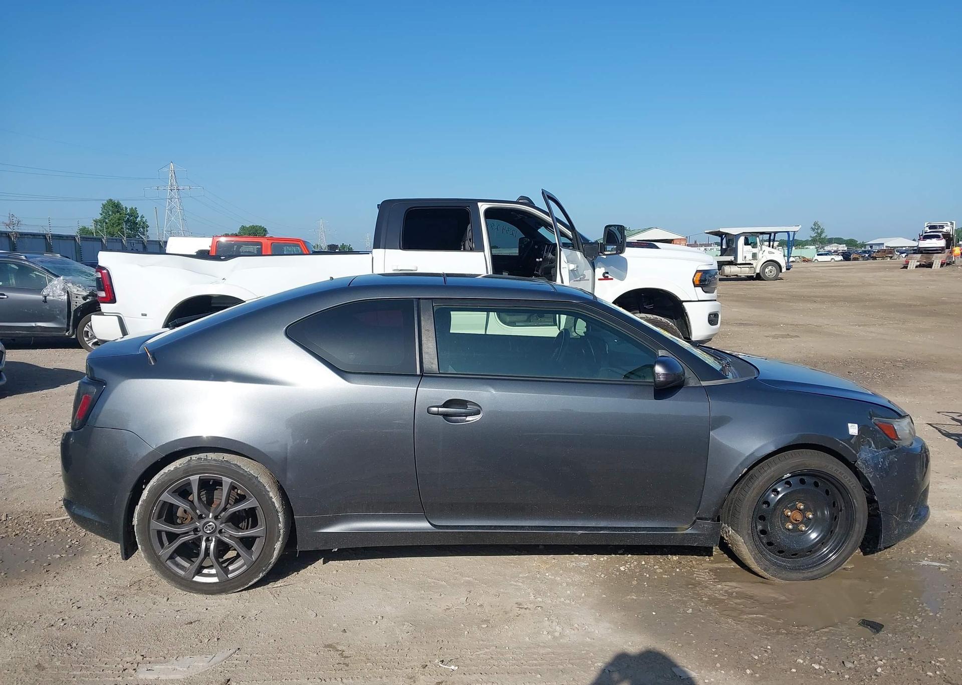 2013 SCION TC