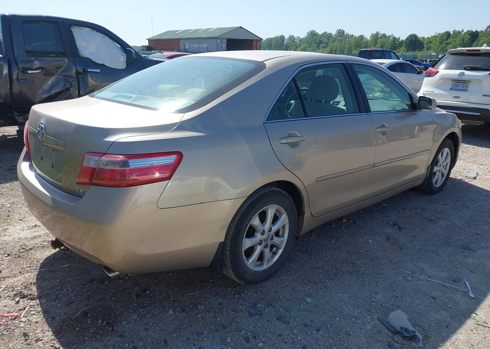 2007 TOYOTA CAMRY LE