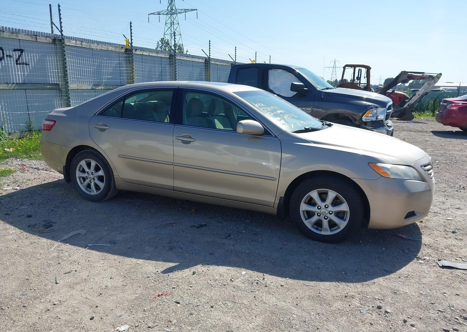 2007 TOYOTA CAMRY LE
