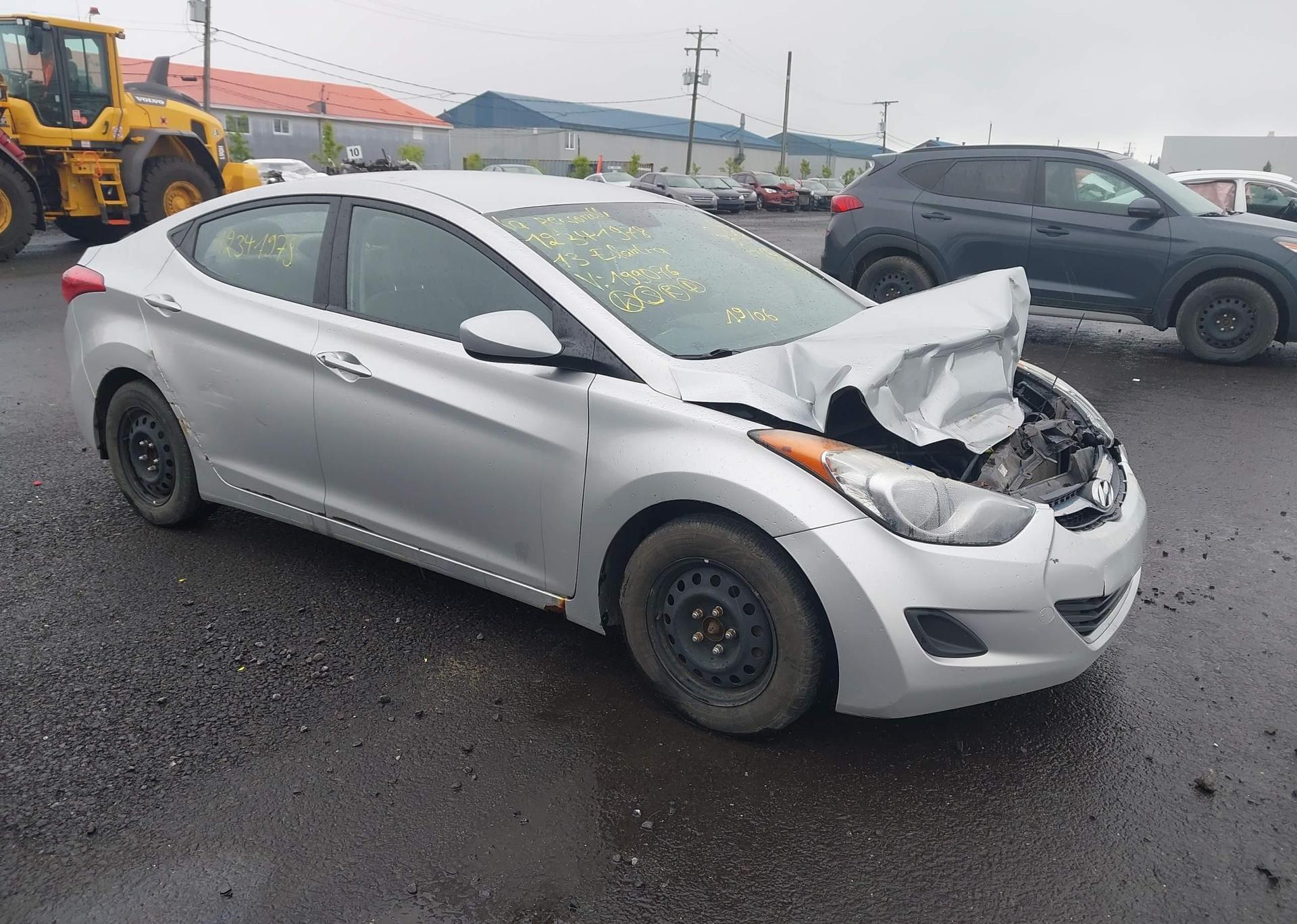 2013 HYUNDAI ELANTRA GLS