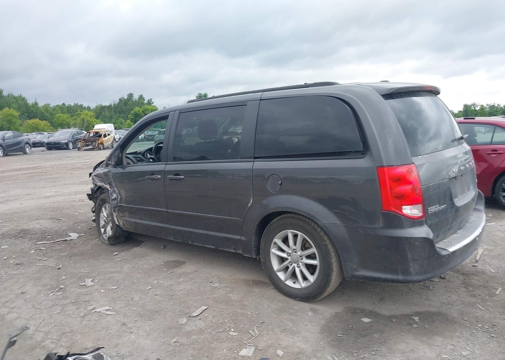 2015 DODGE GRAND CARAVAN SE