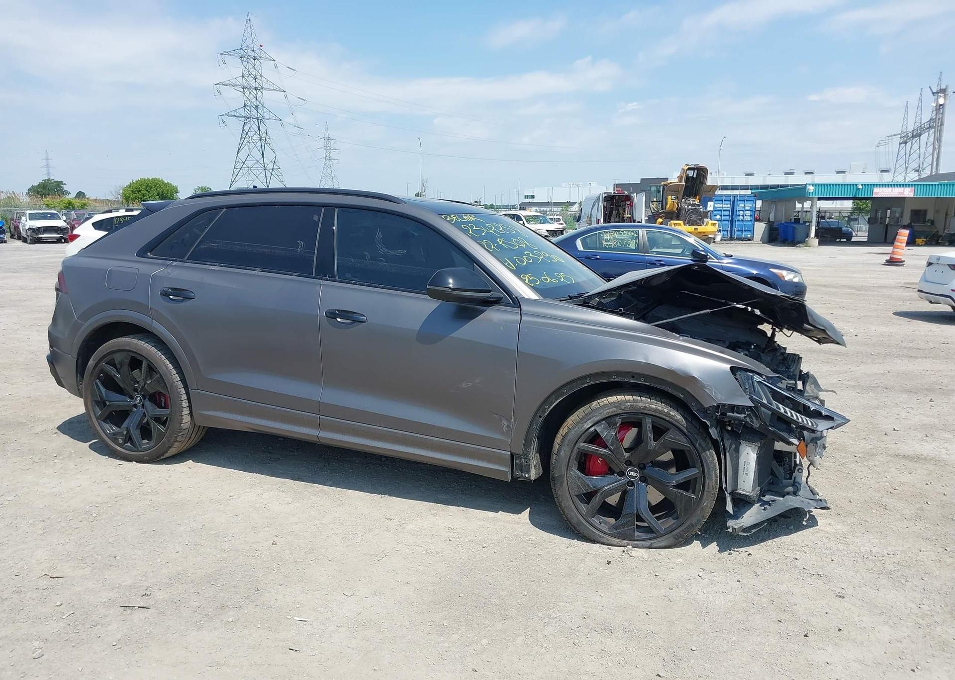 2022 AUDI RS Q8 4.0T