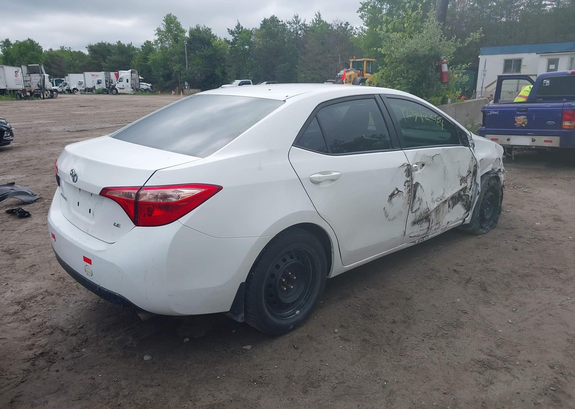 2019 TOYOTA COROLLA LE