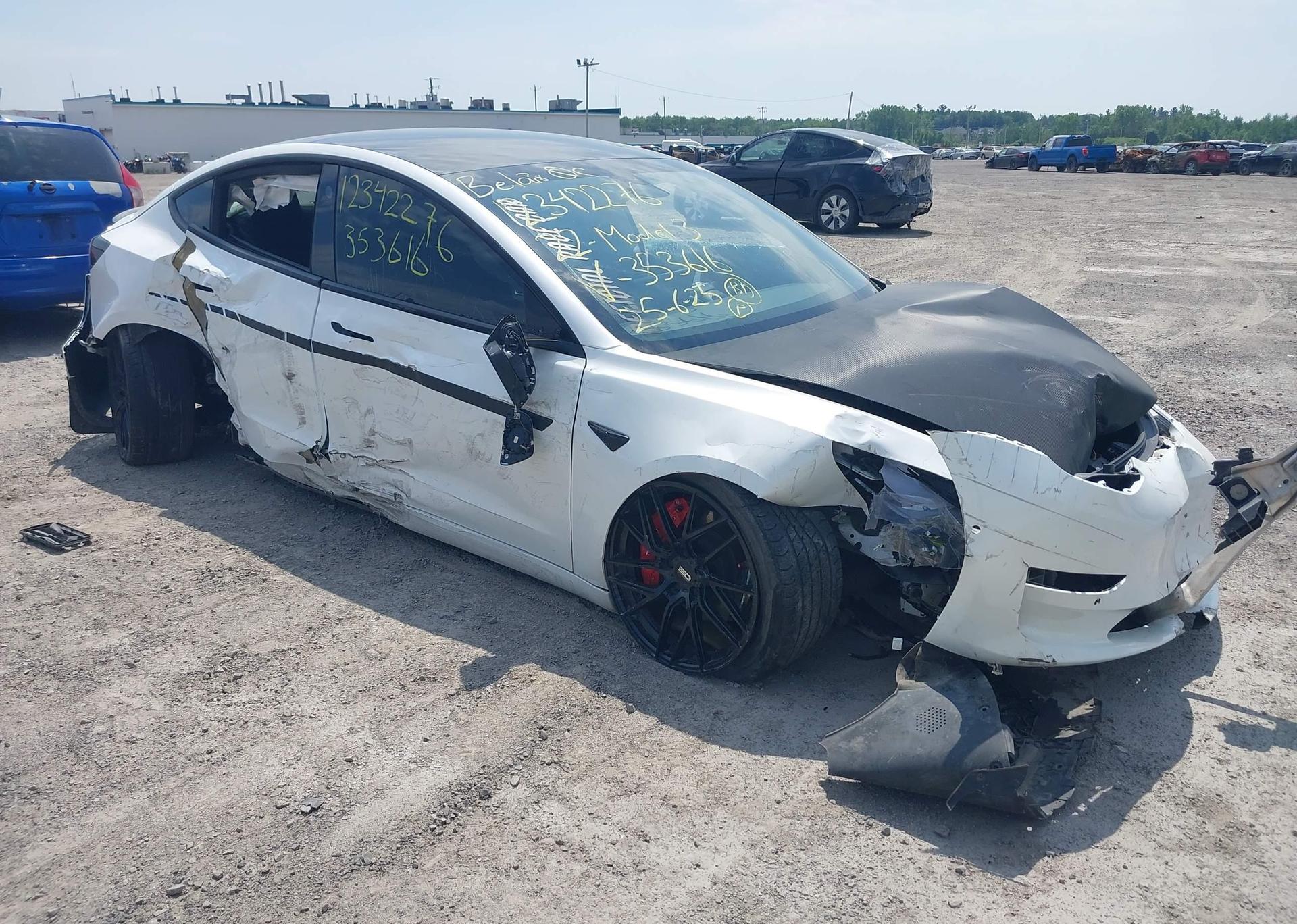 2022 TESLA MODEL 3 RWD