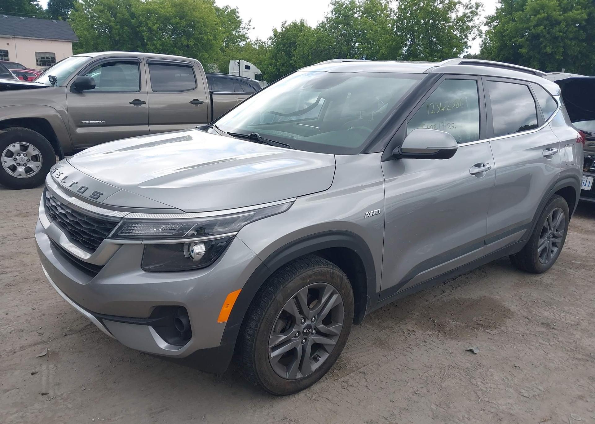 2021 KIA SELTOS S