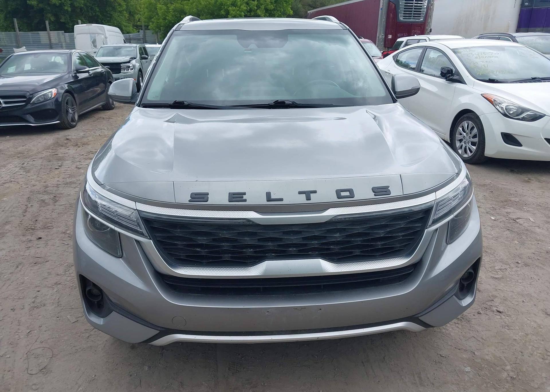 2021 KIA SELTOS S