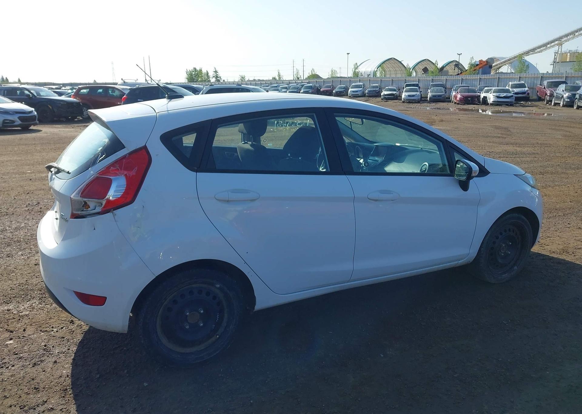 2014 FORD FIESTA SE