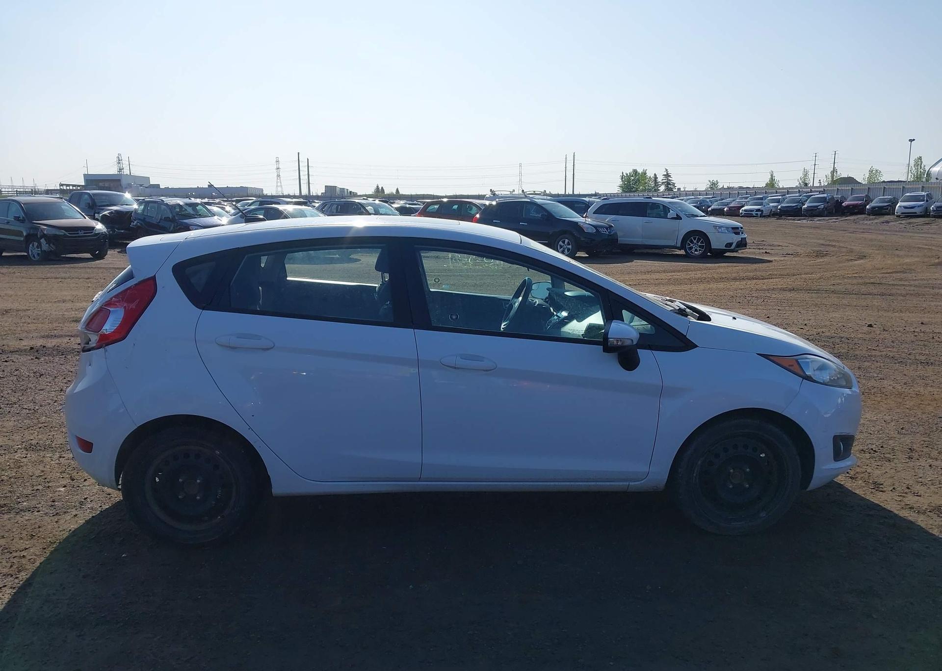 2014 FORD FIESTA SE