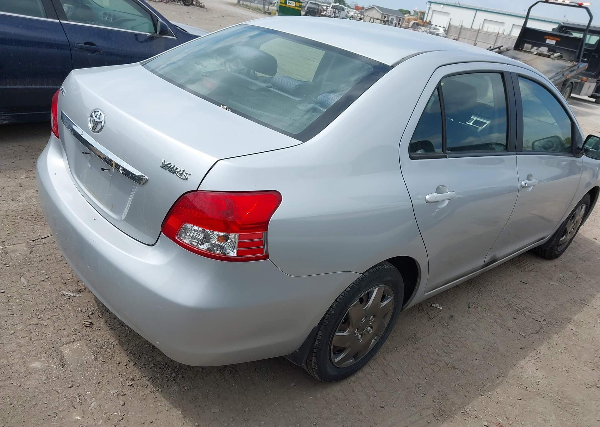 2007 HONDA FIT LX