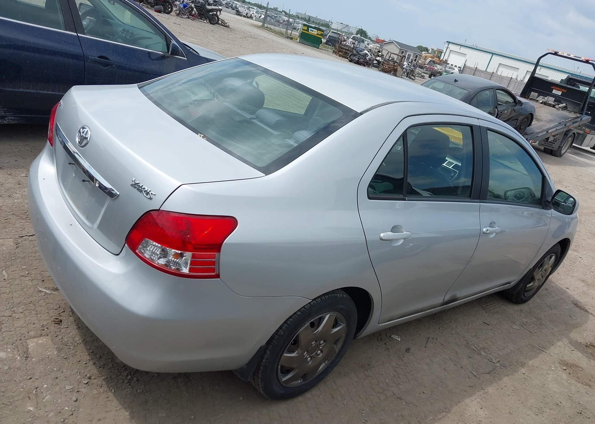 2007 HONDA FIT LX