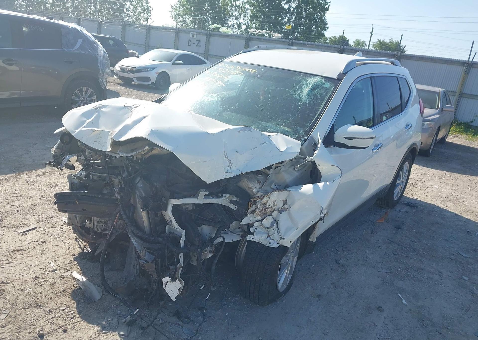 2019 NISSAN ROGUE S