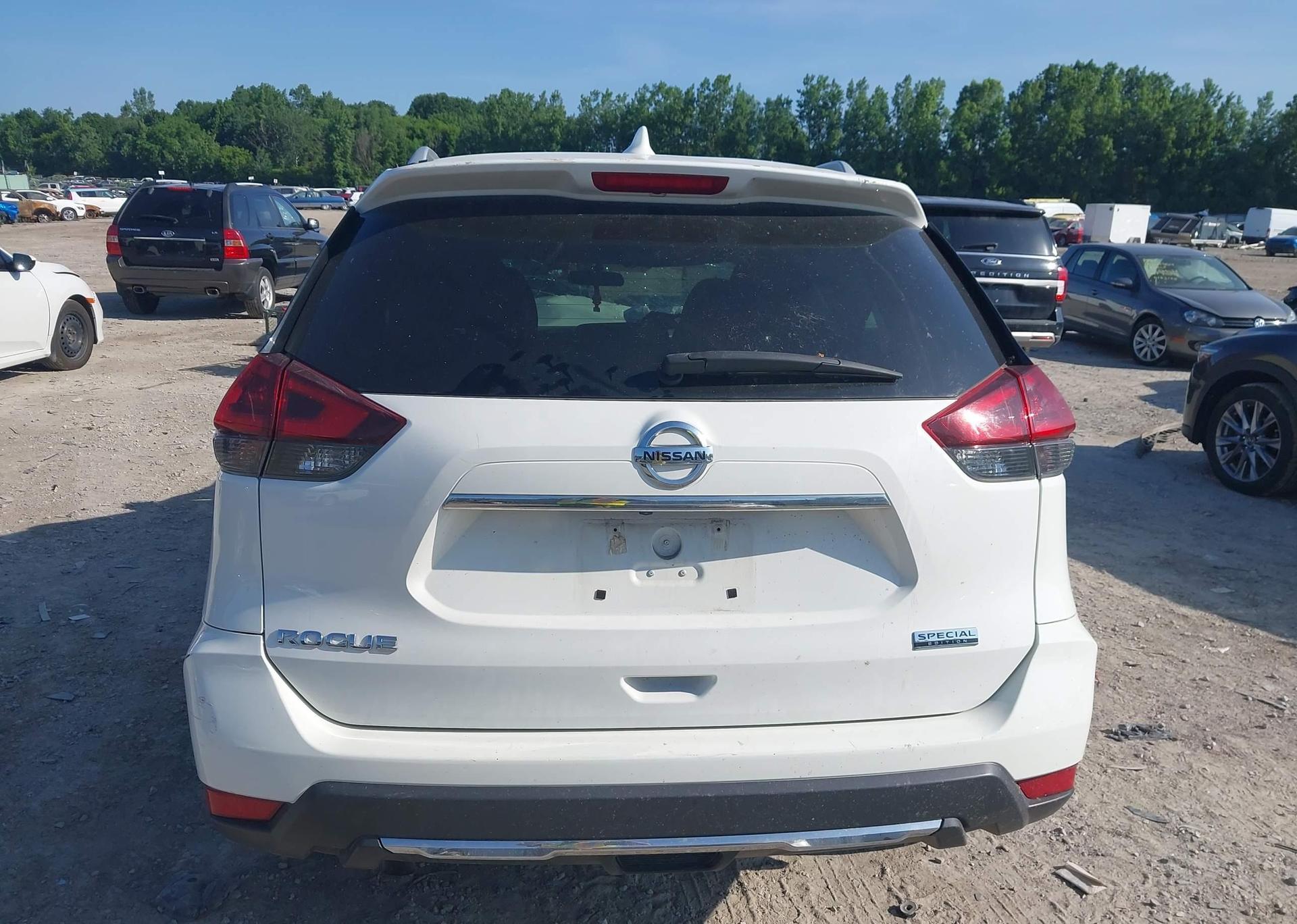 2019 NISSAN ROGUE S