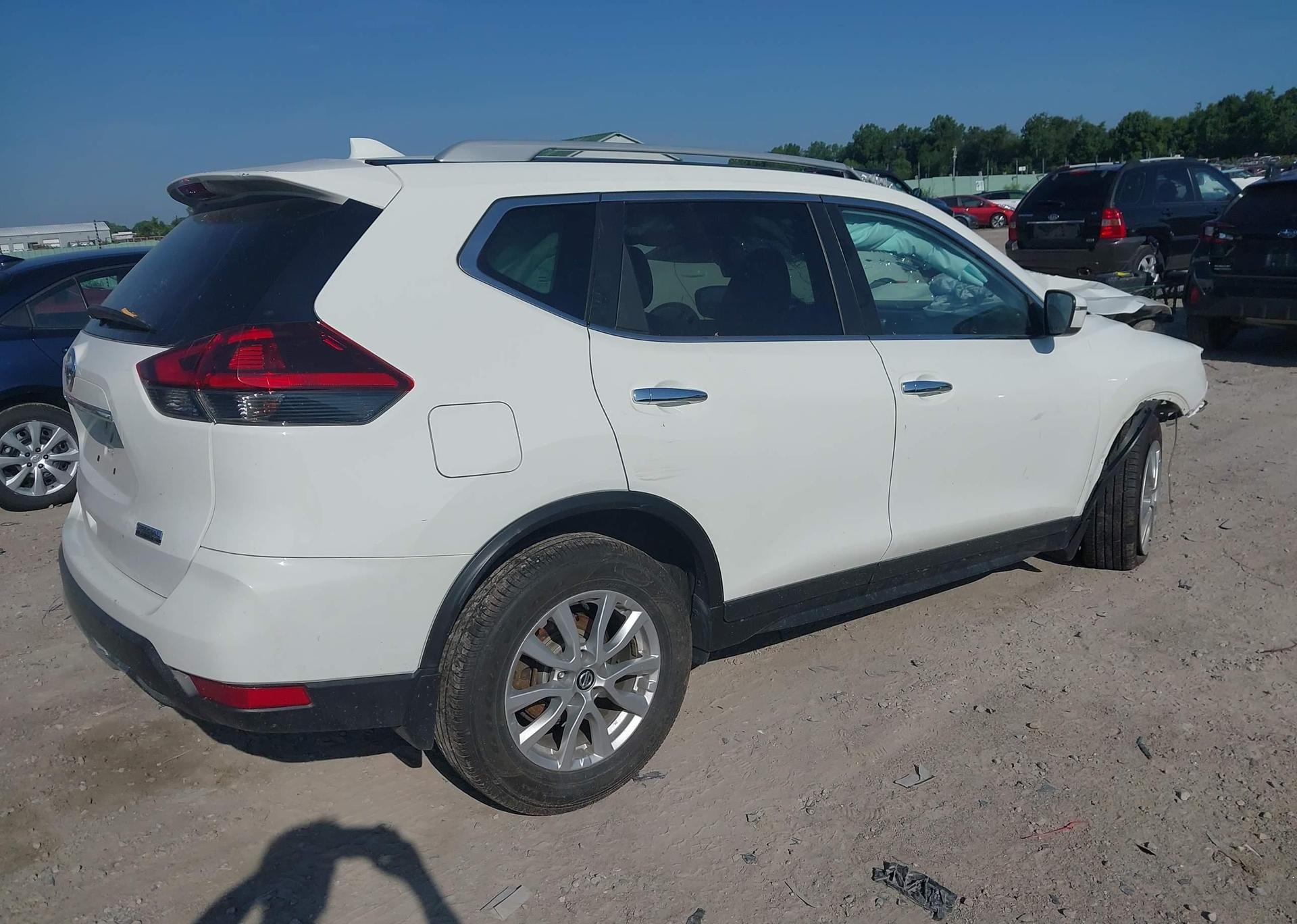 2019 NISSAN ROGUE S