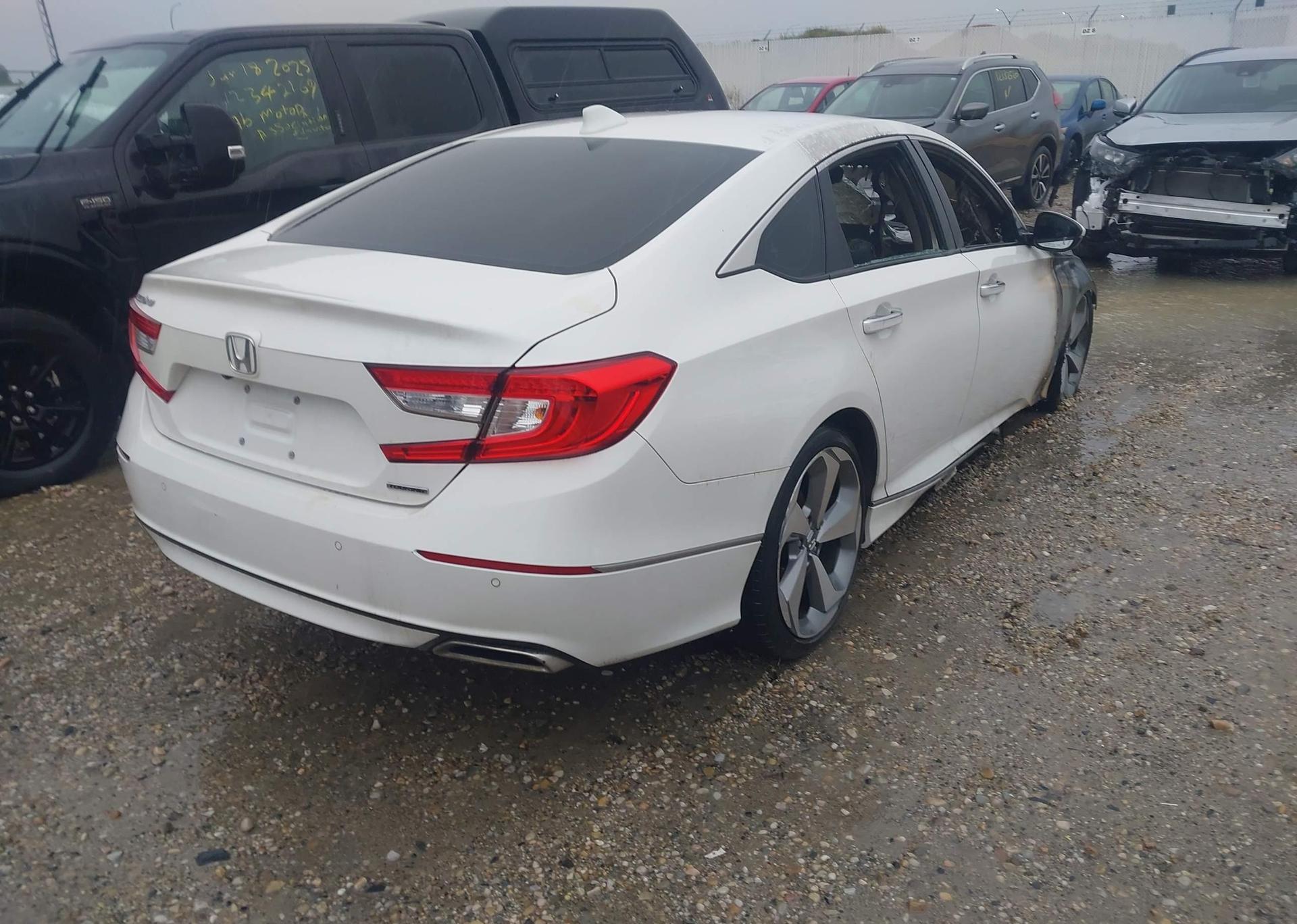 2018 HONDA ACCORD TOURING