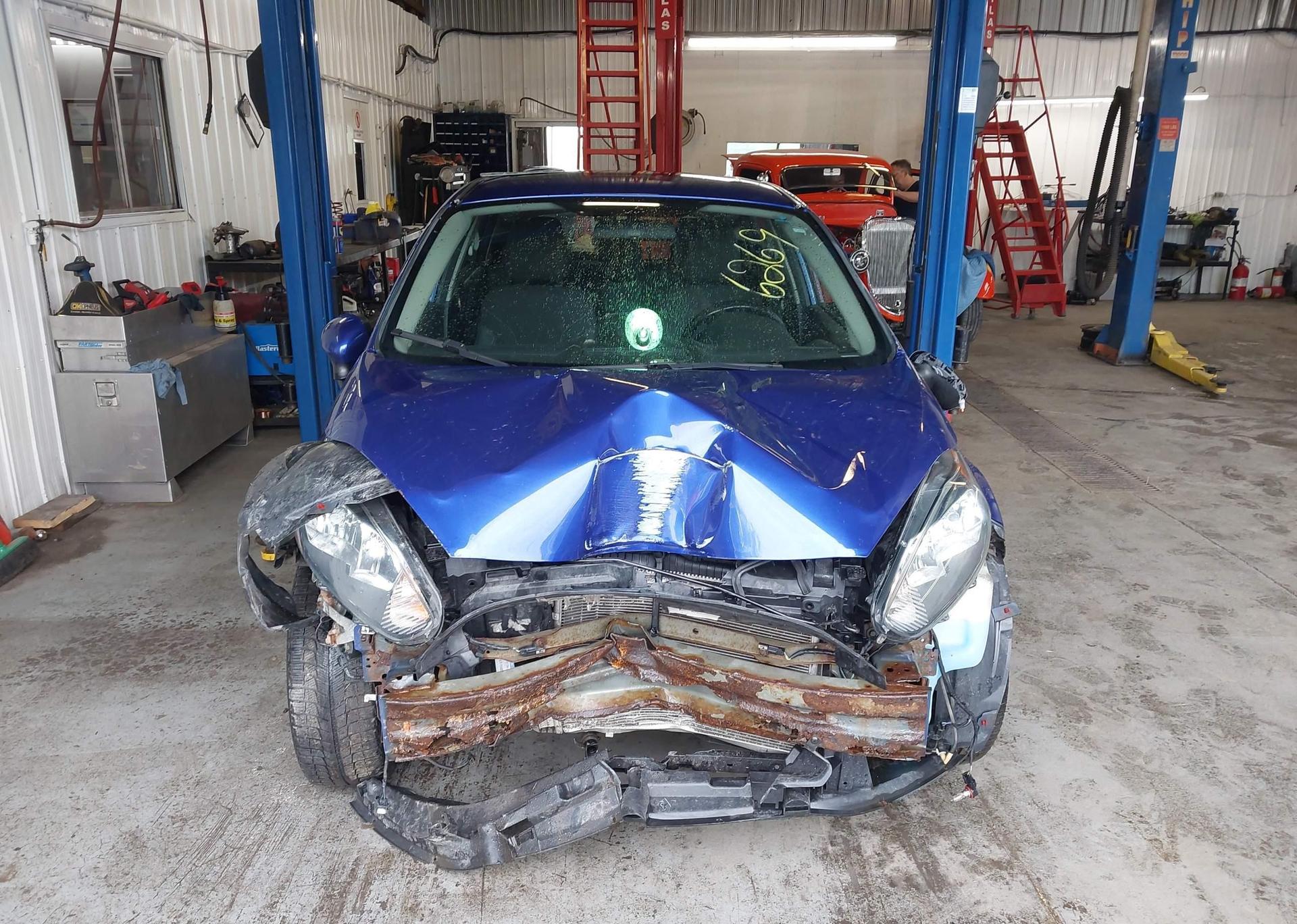 2014 FORD FIESTA SE