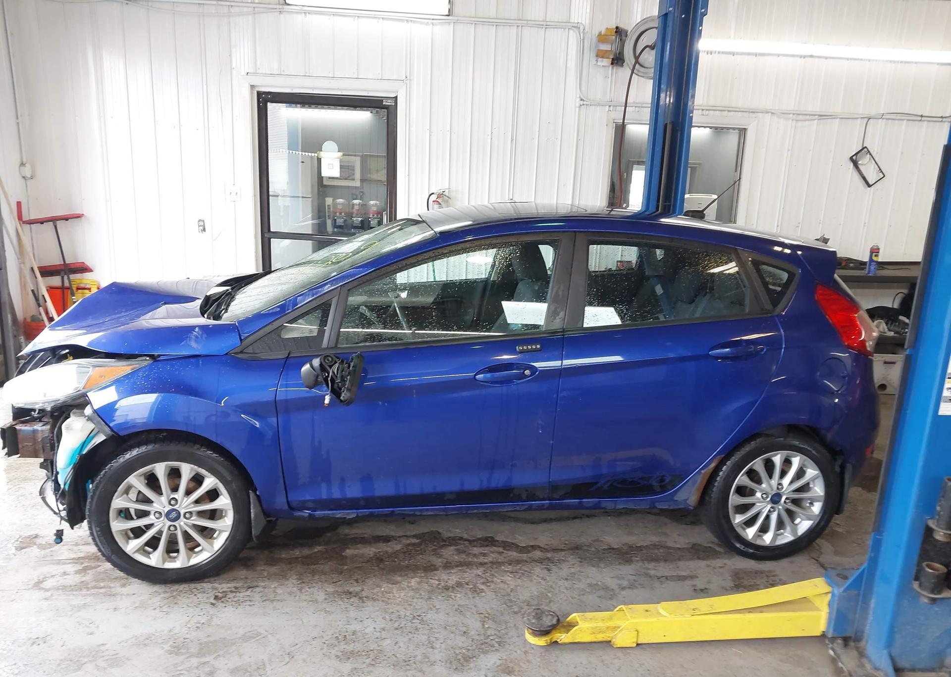 2014 FORD FIESTA SE