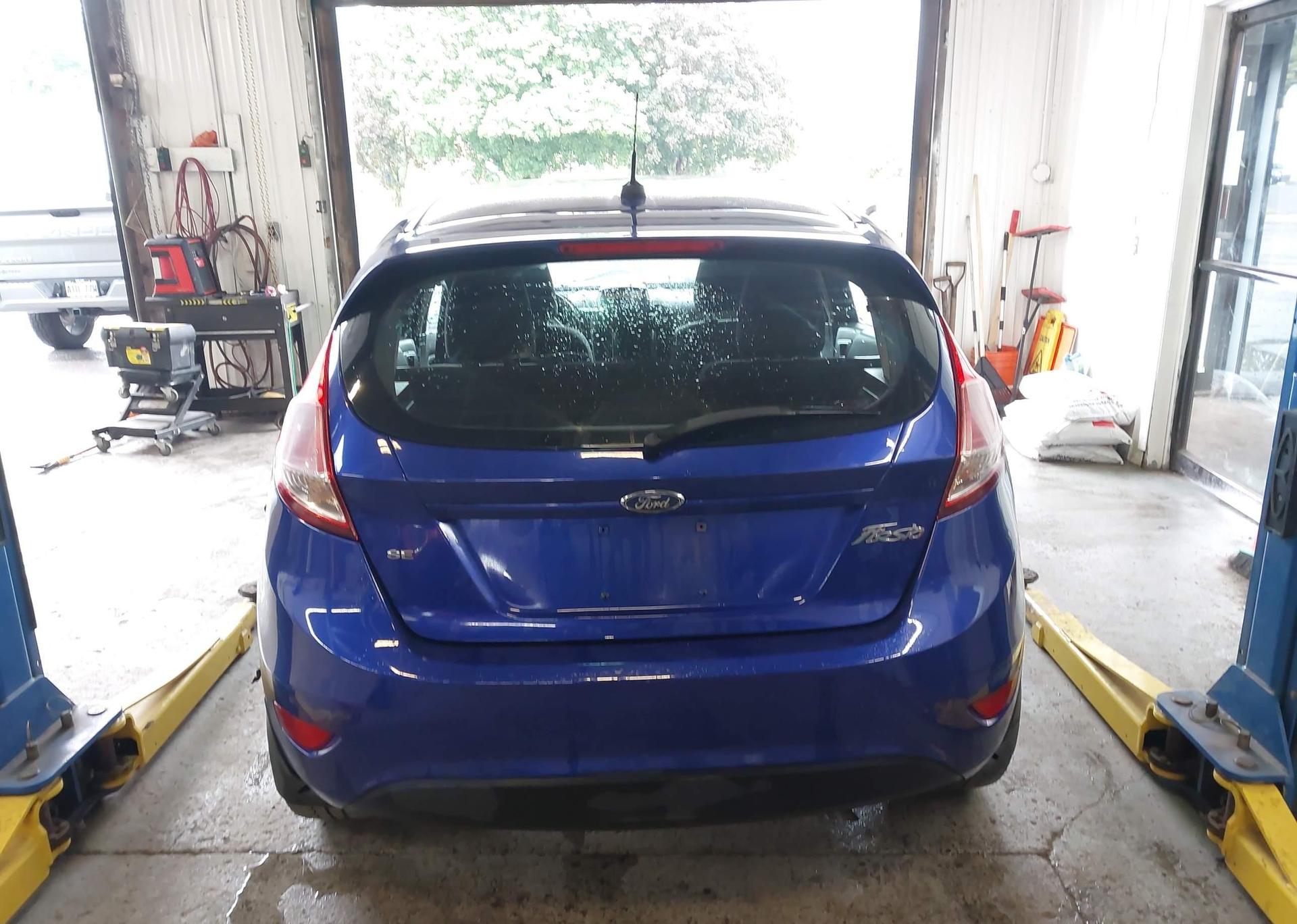 2014 FORD FIESTA SE