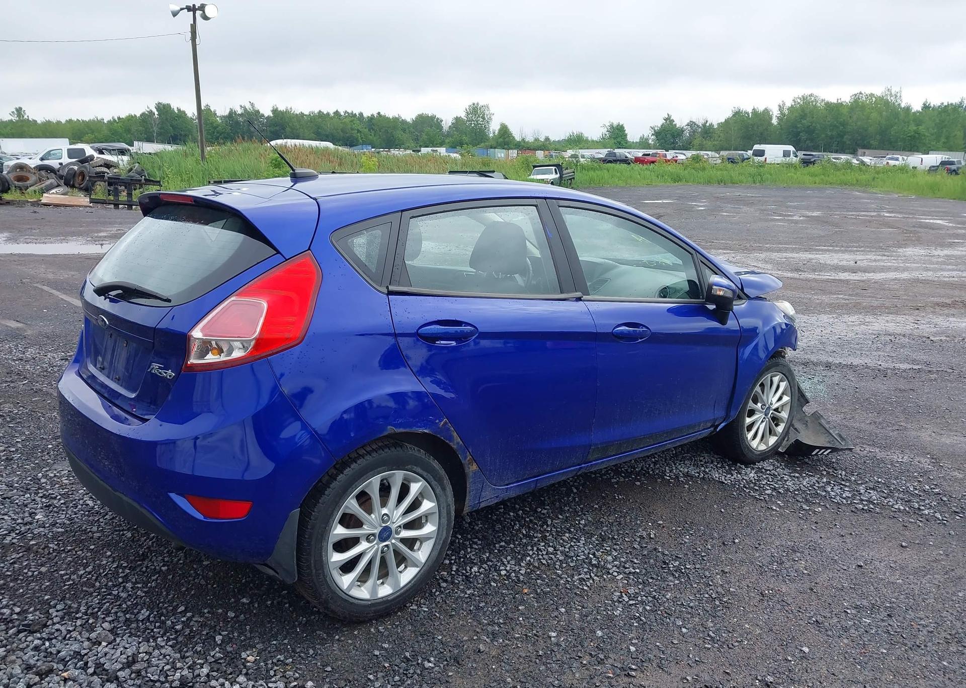 2014 FORD FIESTA SE