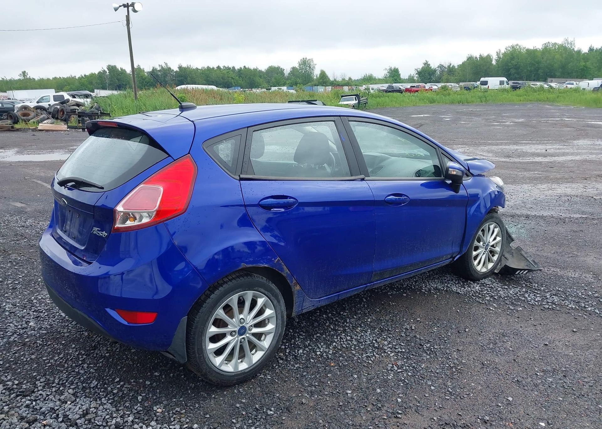 2014 FORD FIESTA SE