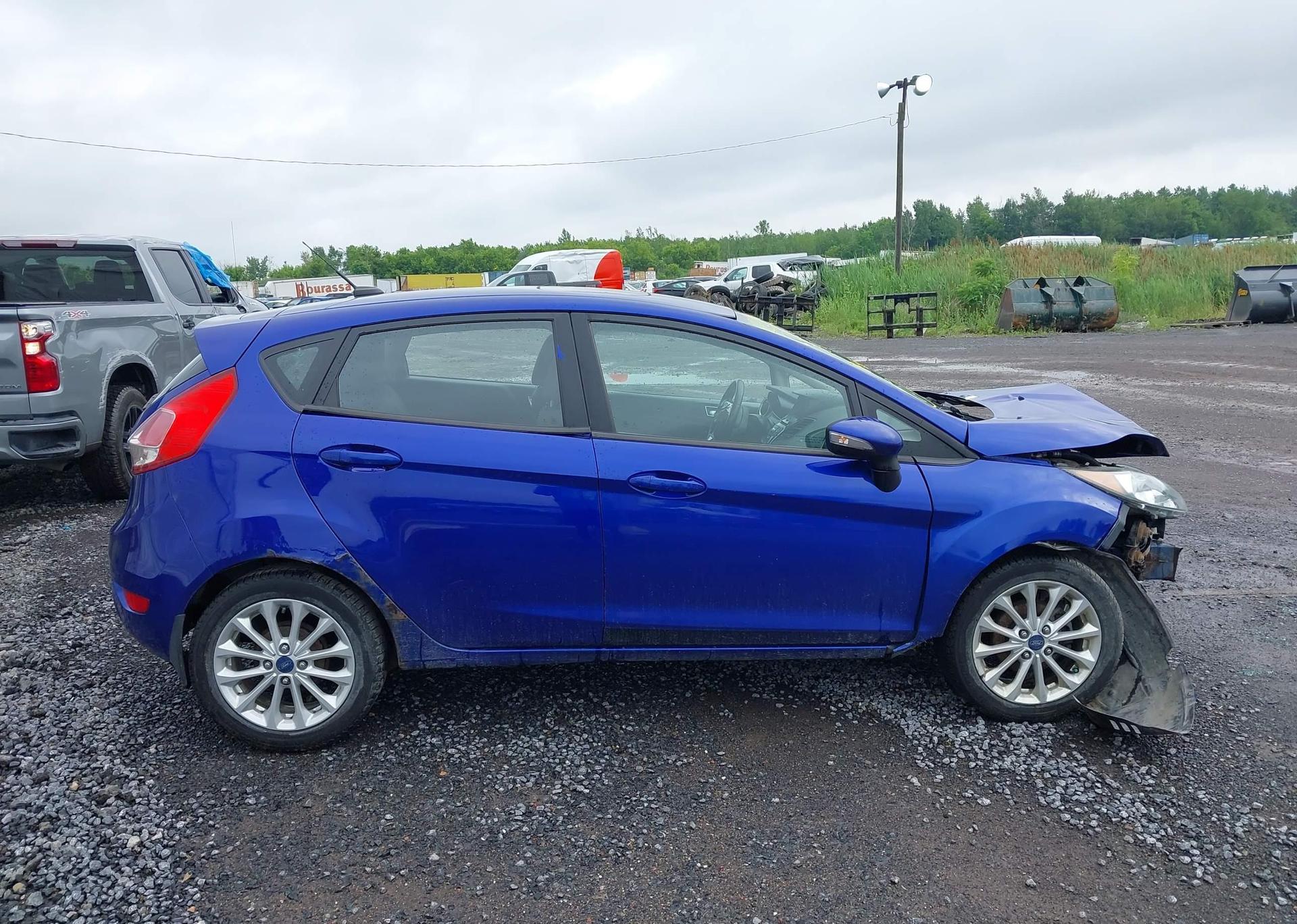 2014 FORD FIESTA SE