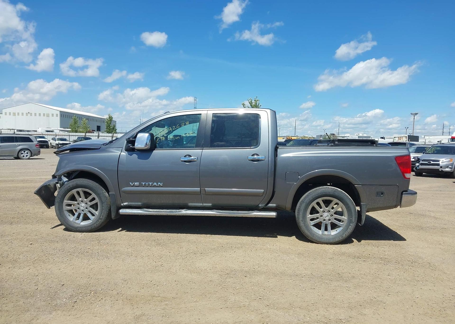 2014 NISSAN TITAN PRO-4X