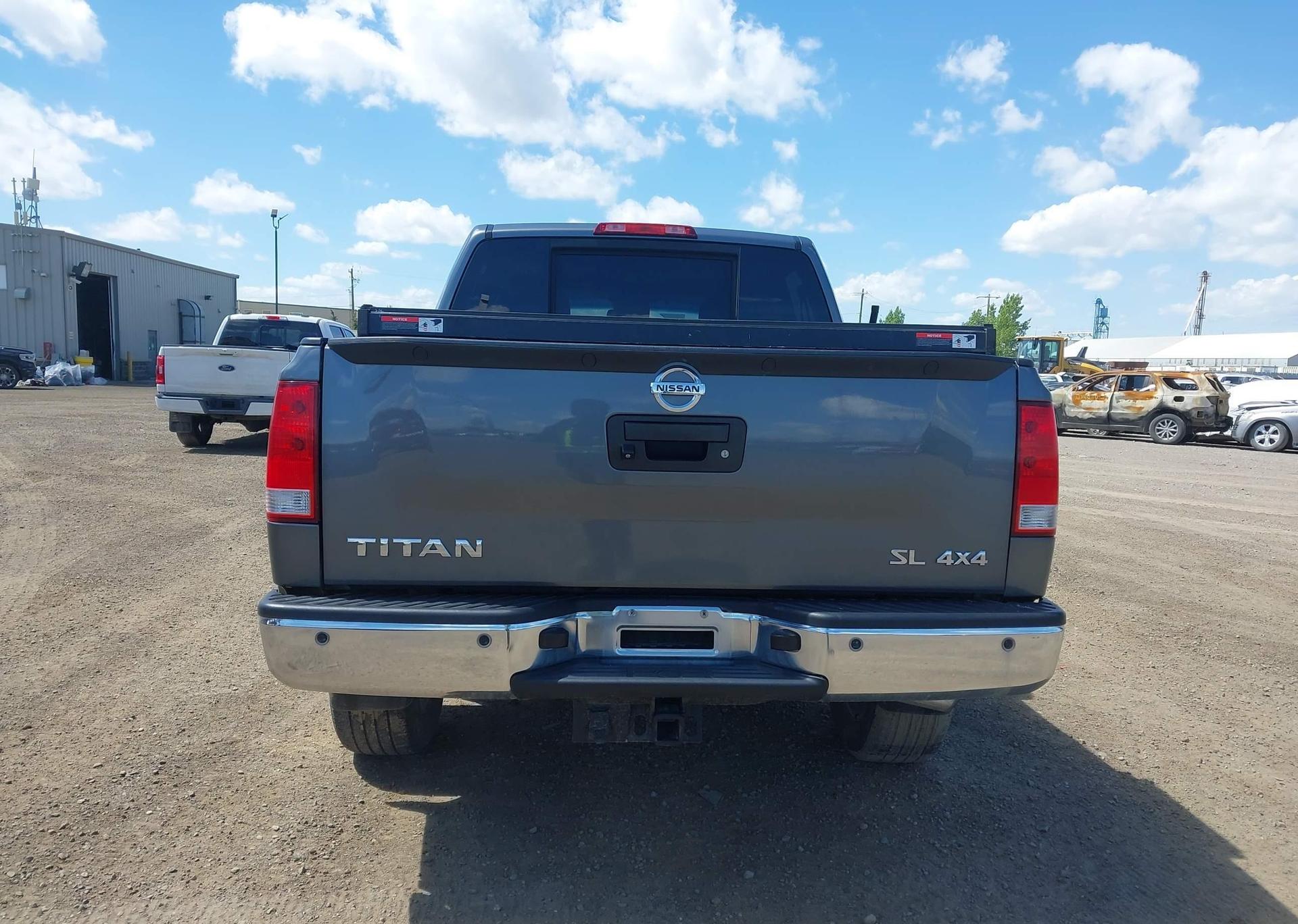 2014 NISSAN TITAN PRO-4X
