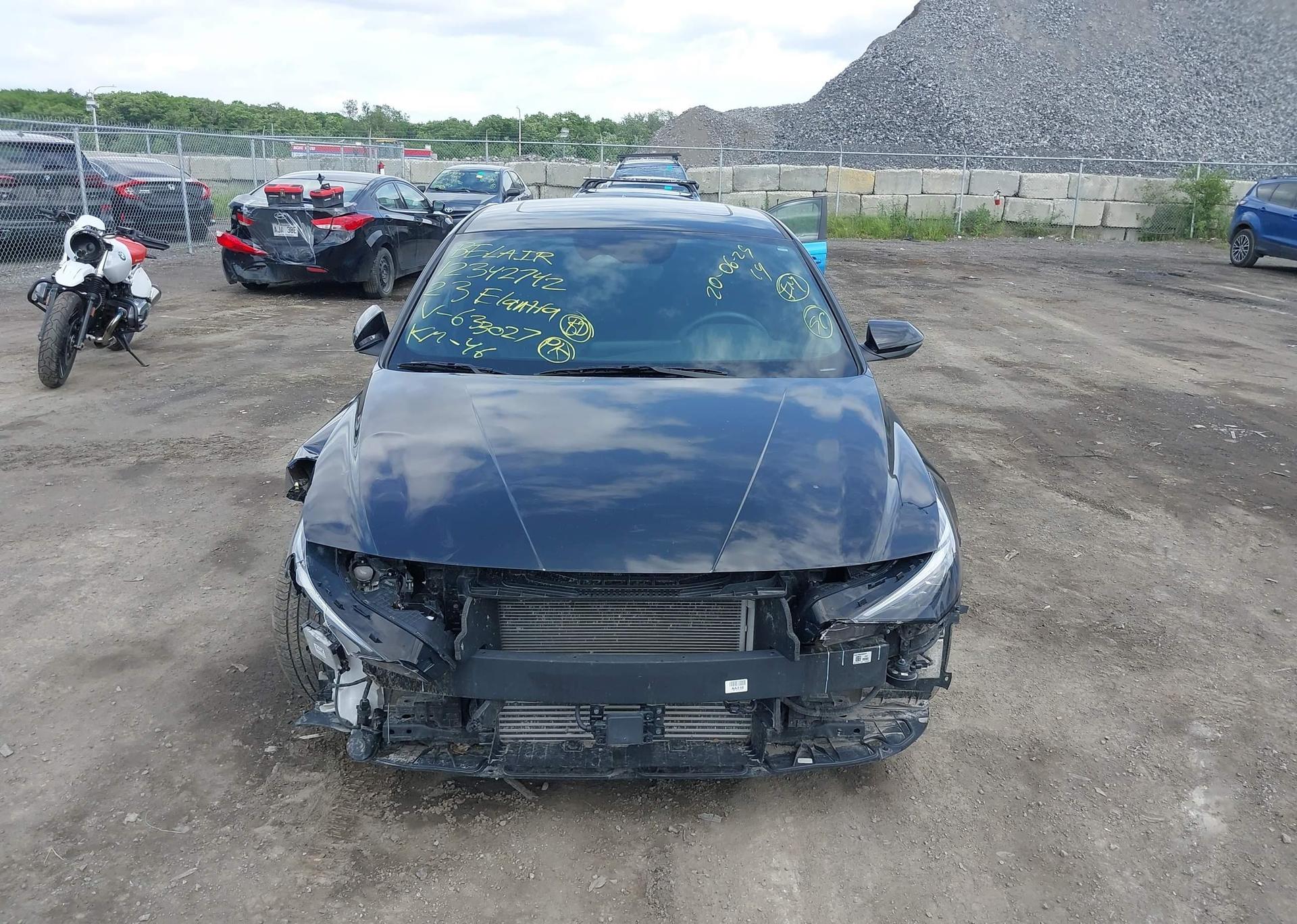2023 HYUNDAI ELANTRA