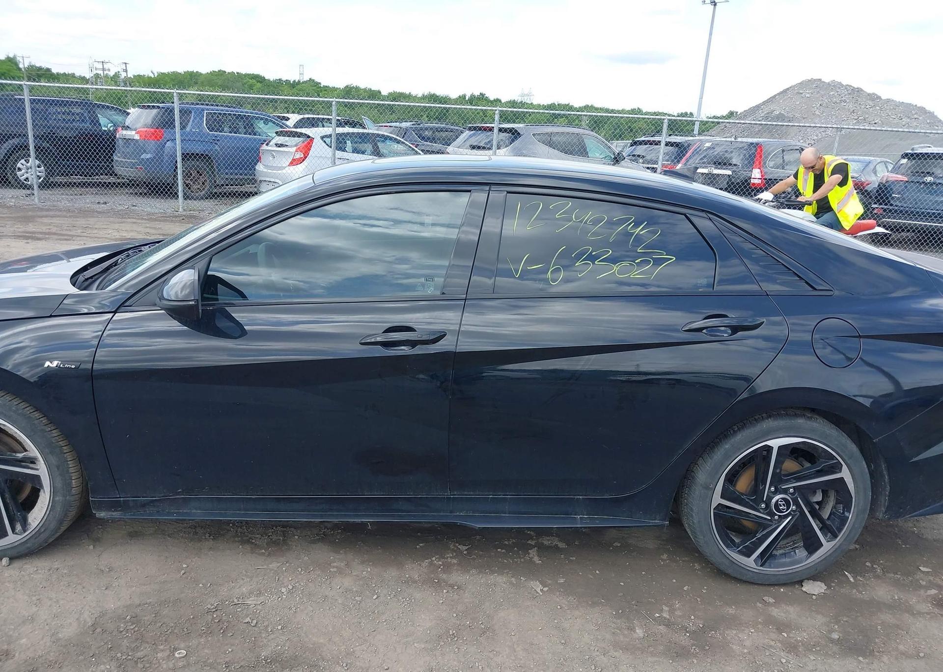 2023 HYUNDAI ELANTRA