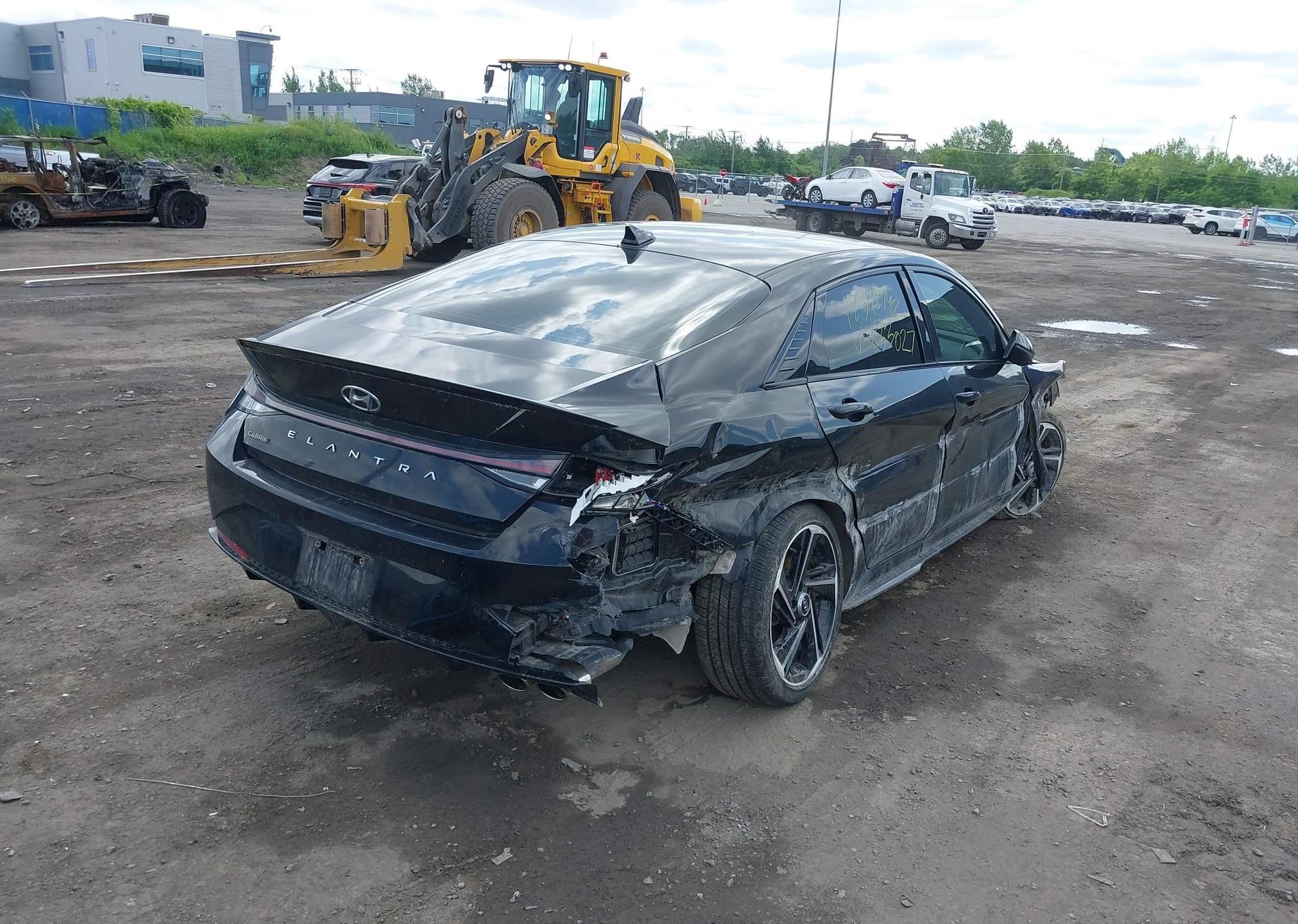 2023 HYUNDAI ELANTRA