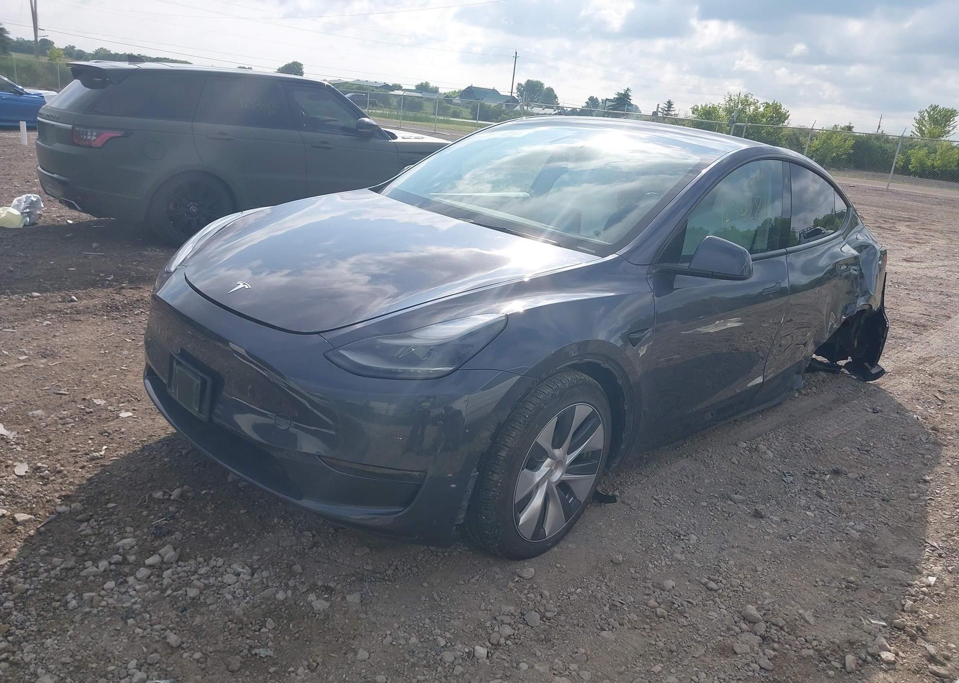 2023 TESLA MODEL Y LONG RANGE