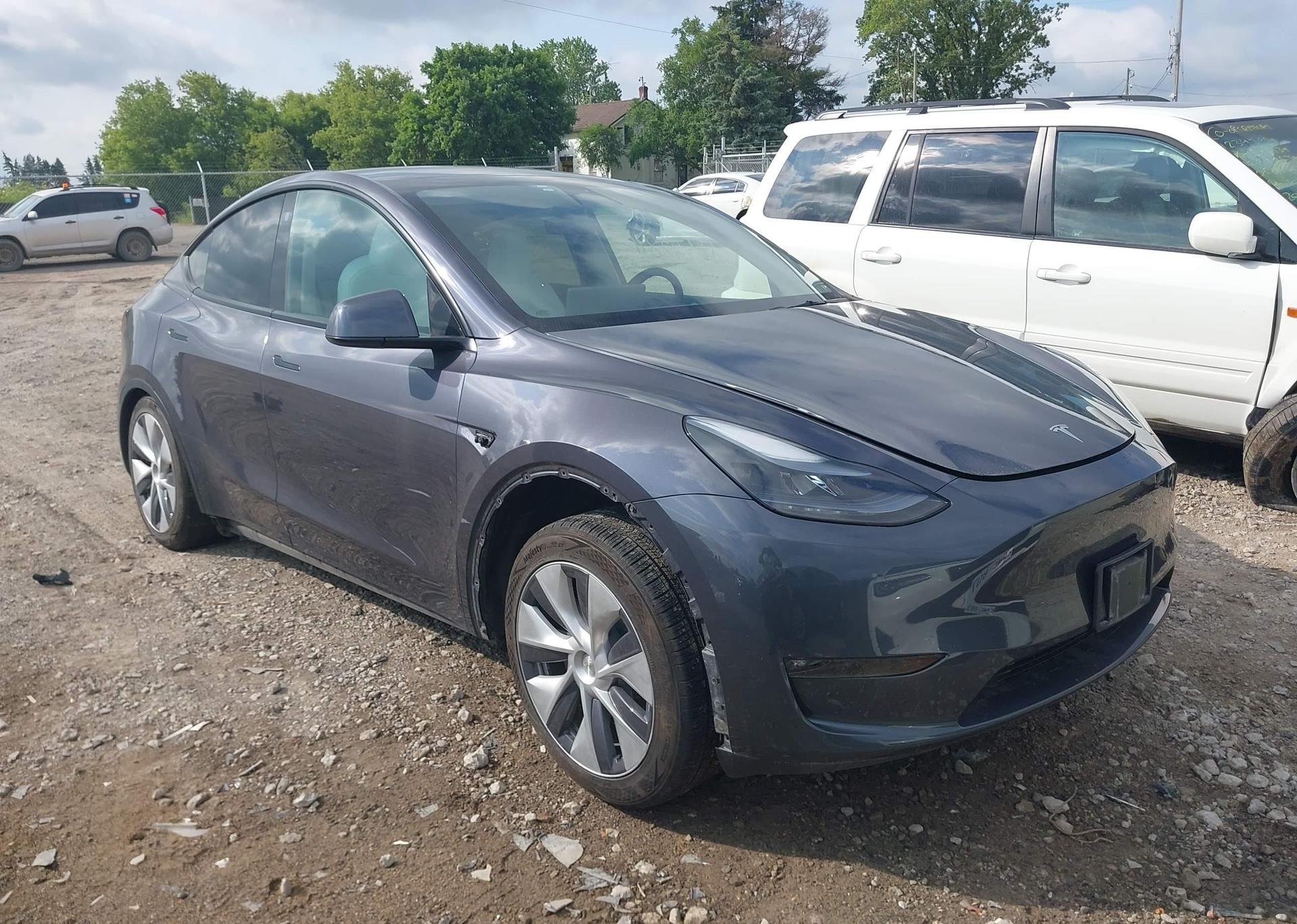 2023 TESLA MODEL Y LONG RANGE