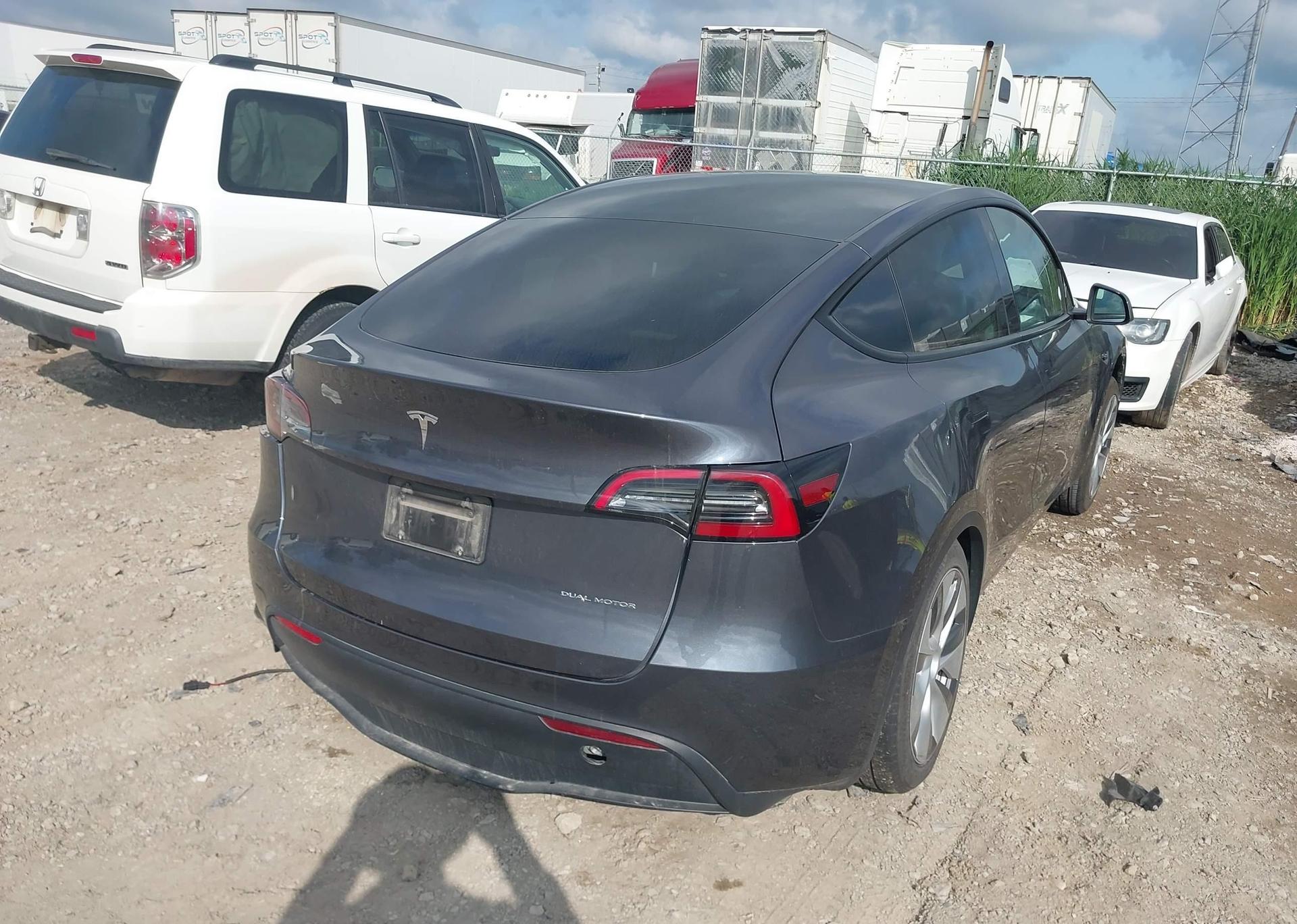 2023 TESLA MODEL Y LONG RANGE