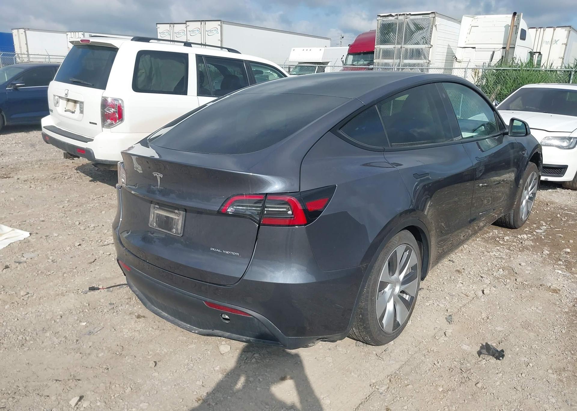 2023 TESLA MODEL Y LONG RANGE