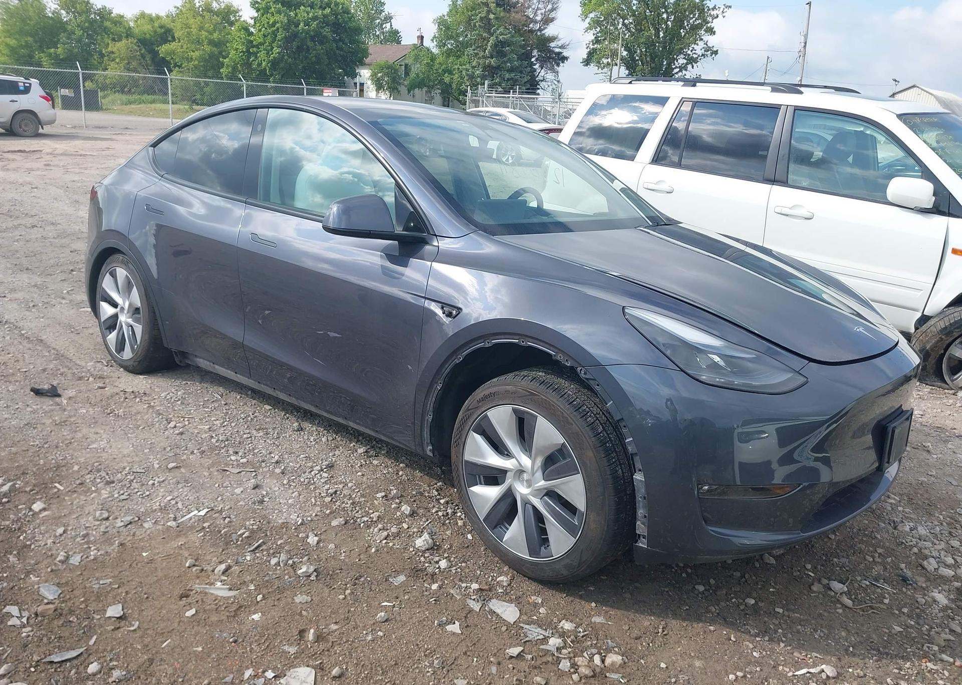 2023 TESLA MODEL Y LONG RANGE
