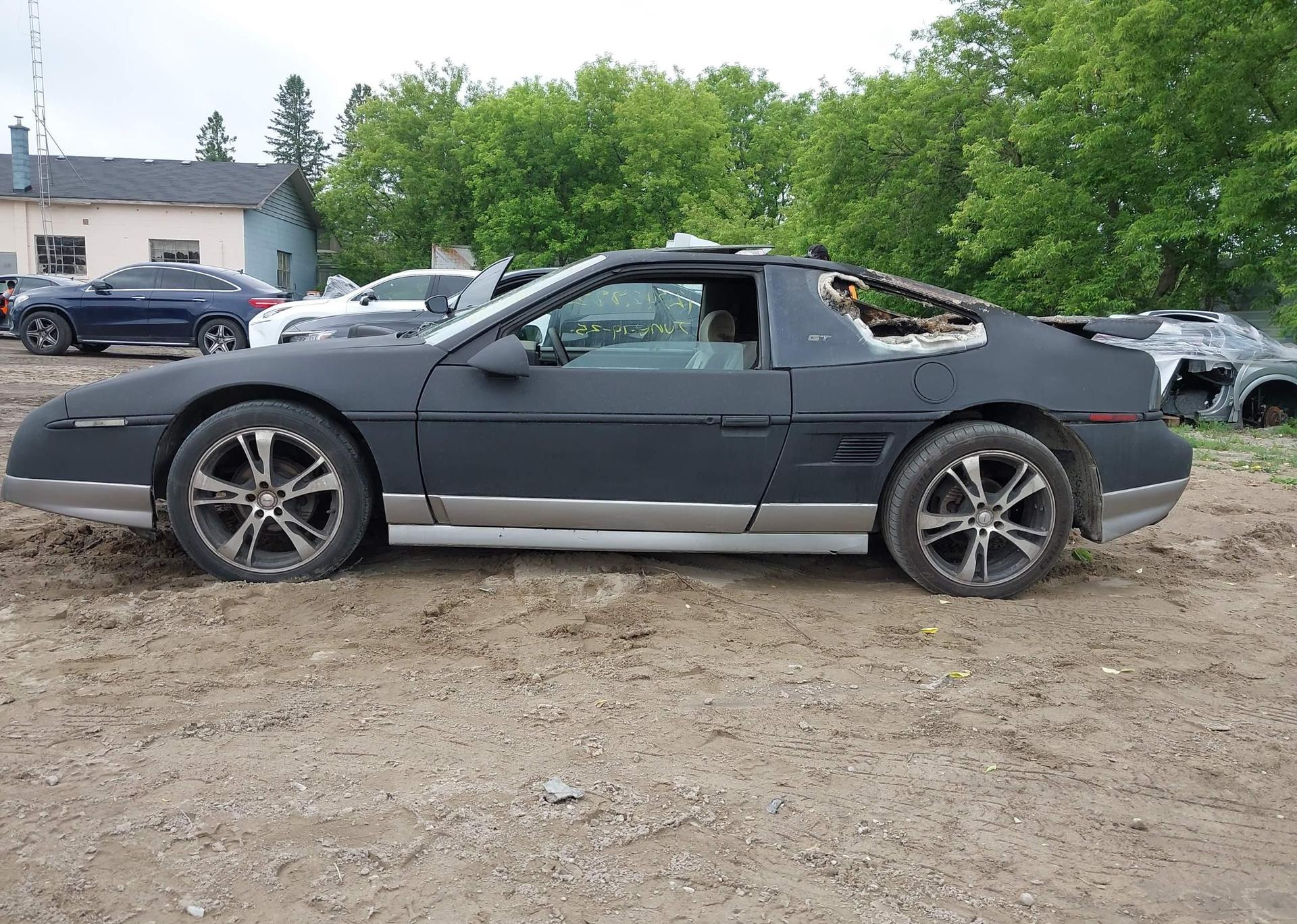 1985 PONTIAC FIERO