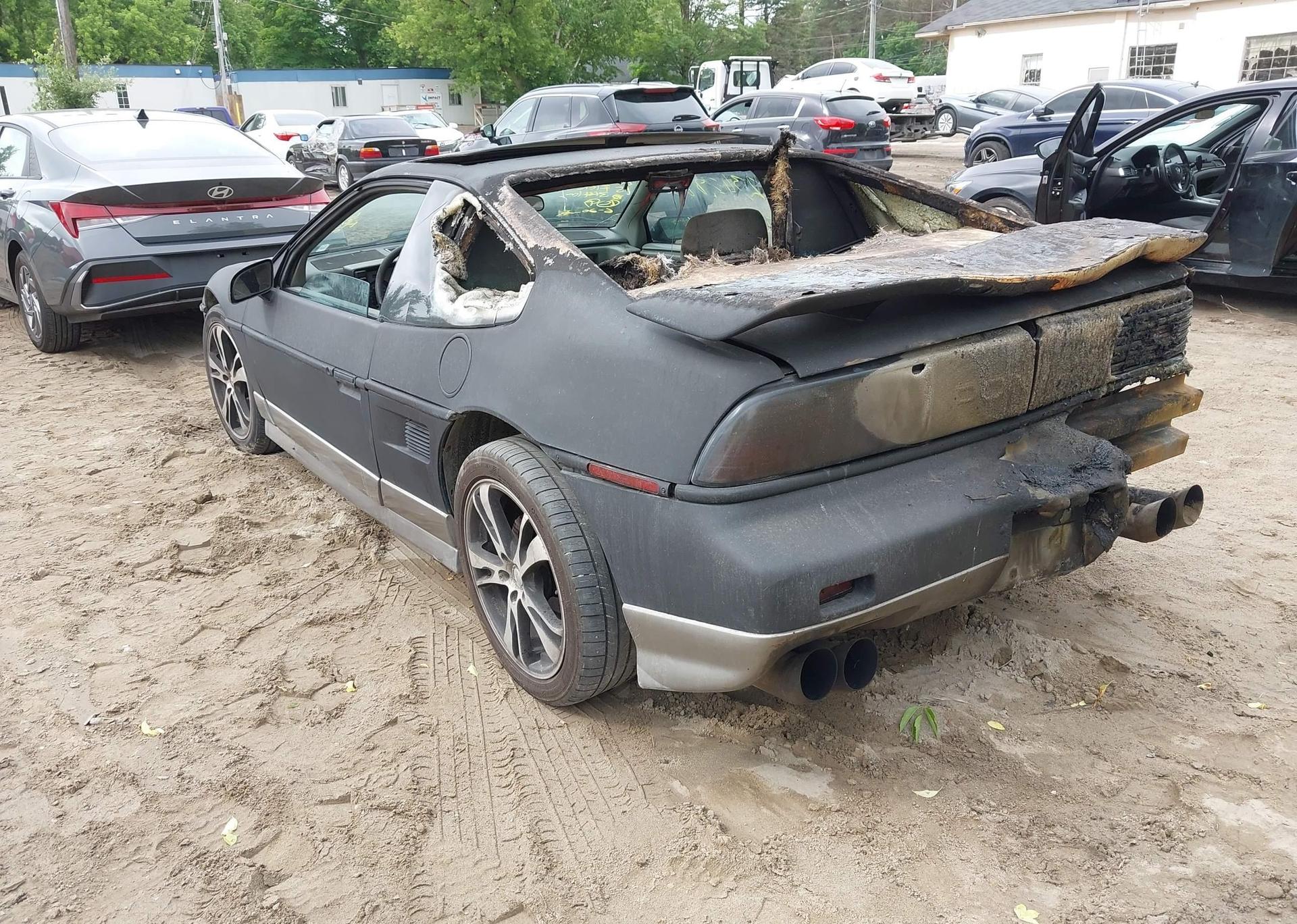 1985 PONTIAC FIERO