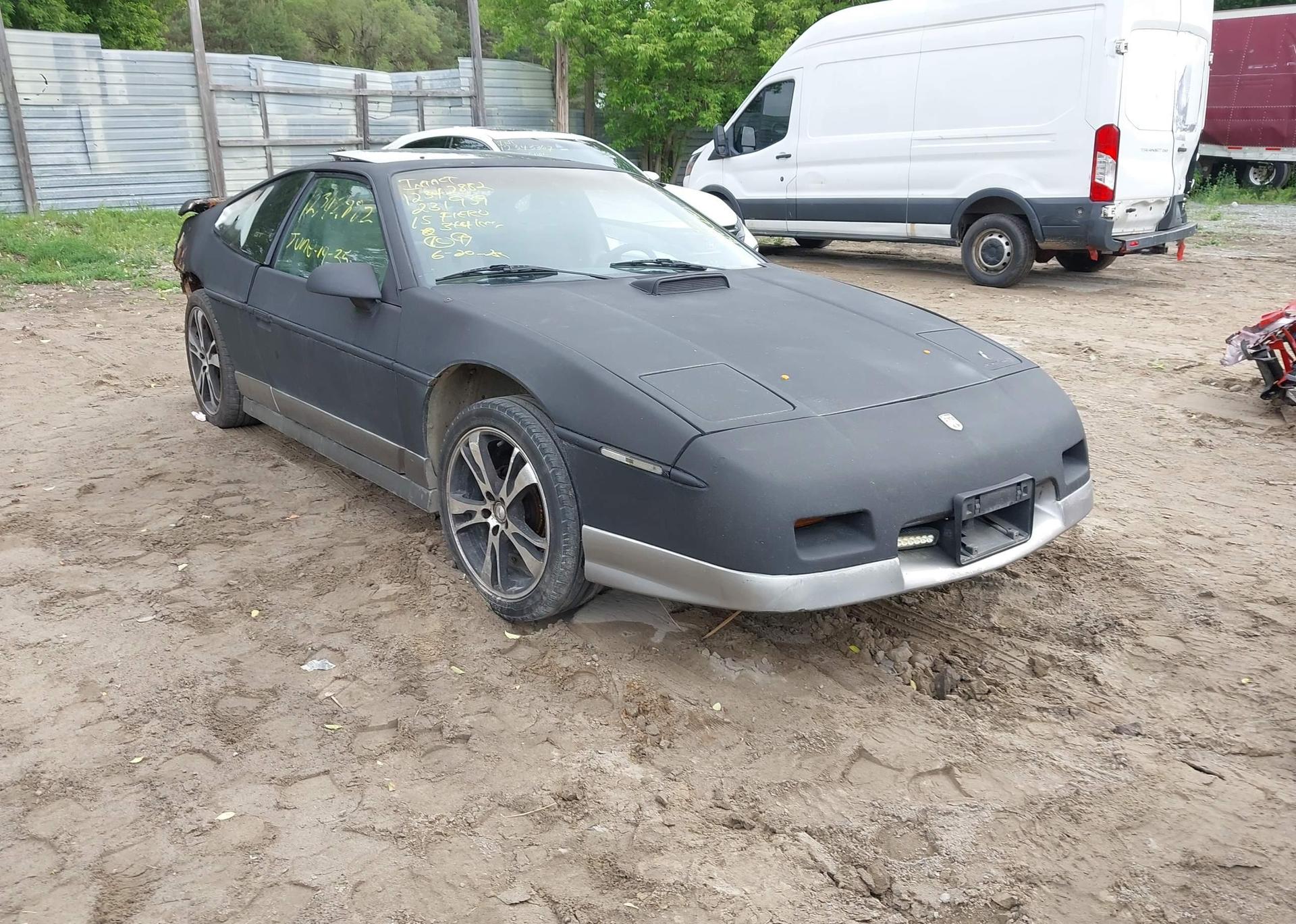 1985 PONTIAC FIERO