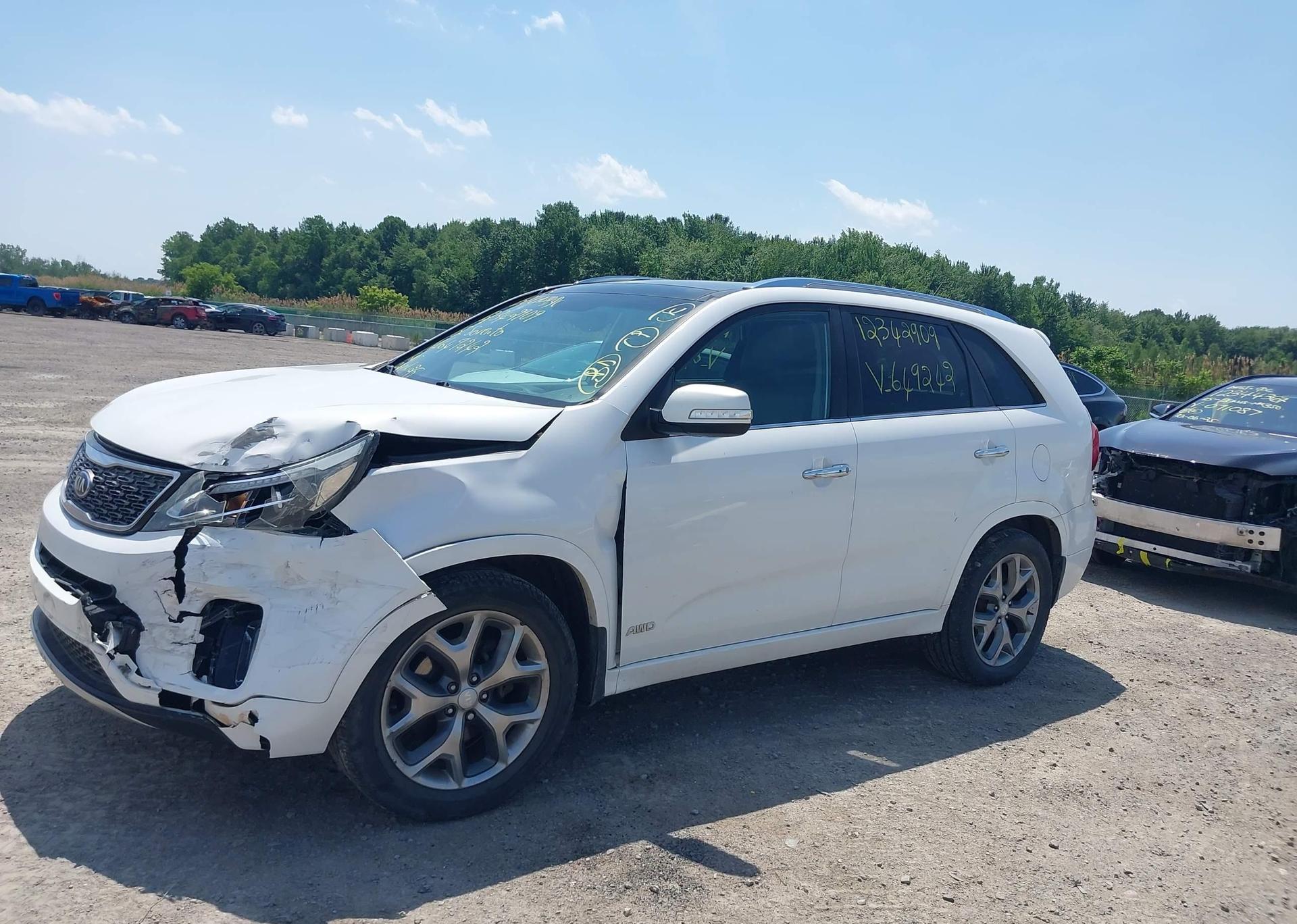 2015 KIA SORENTO