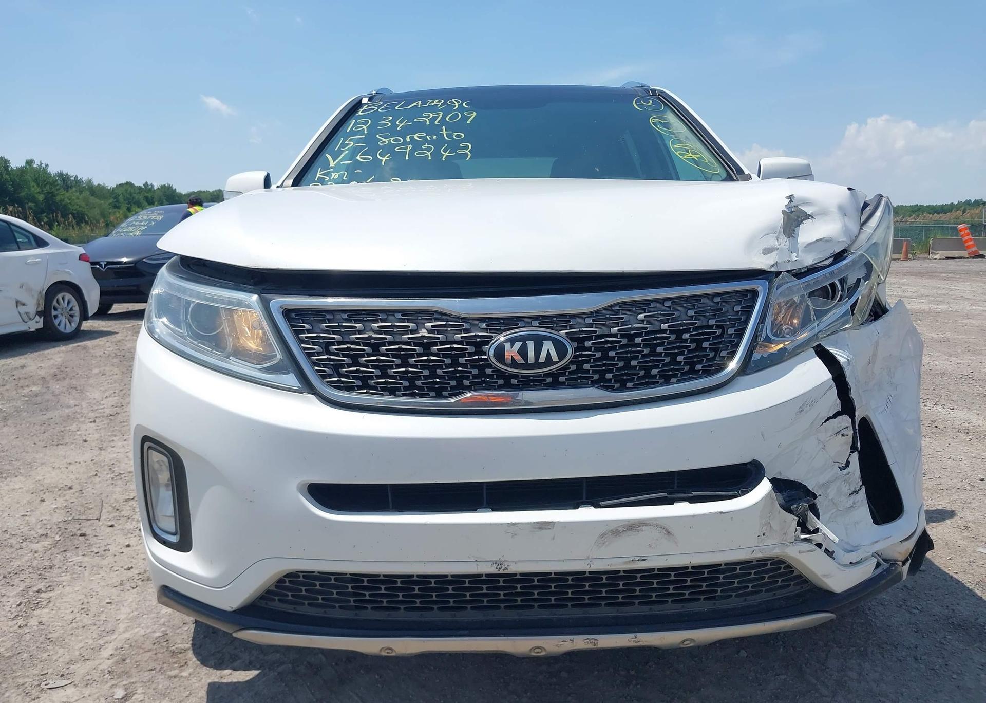2015 KIA SORENTO