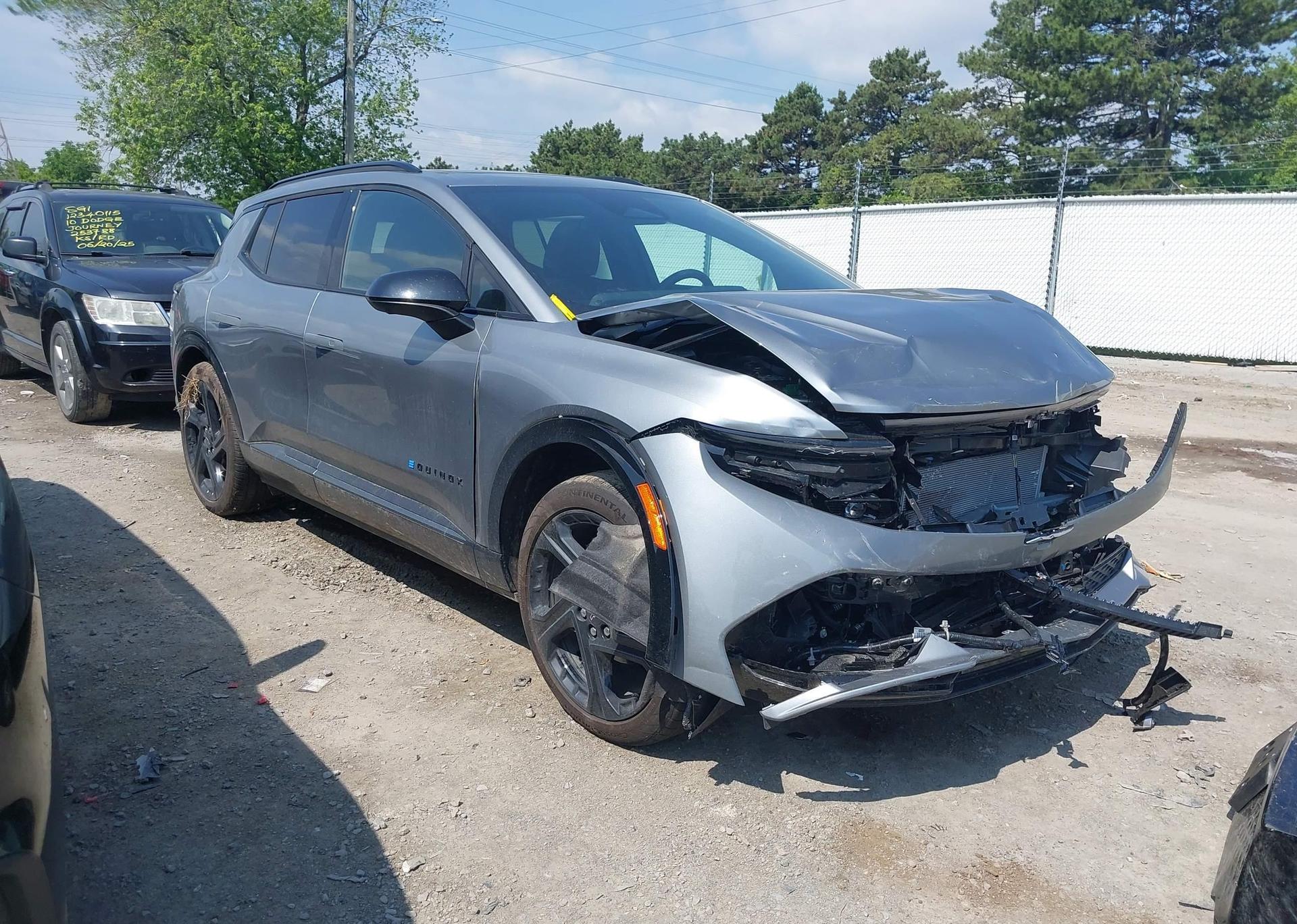 2025 CHEVROLET EQUINOX RS