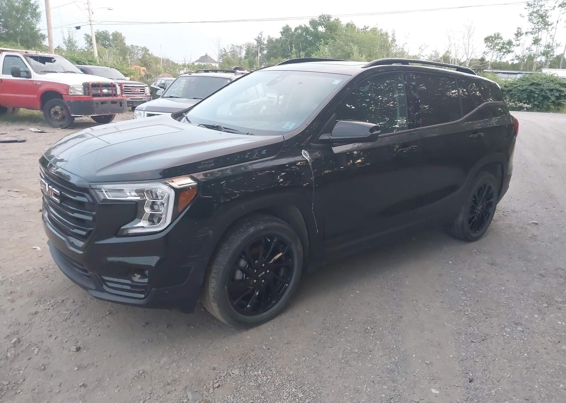 2023 GMC TERRAIN SLT