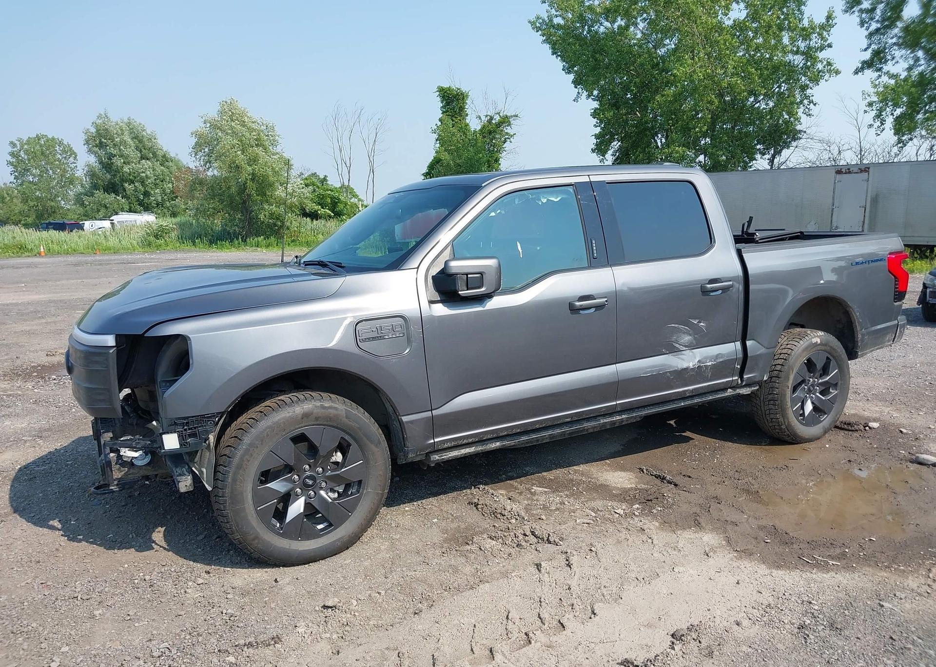 2023 FORD F-150 LIGHTNING LARIAT