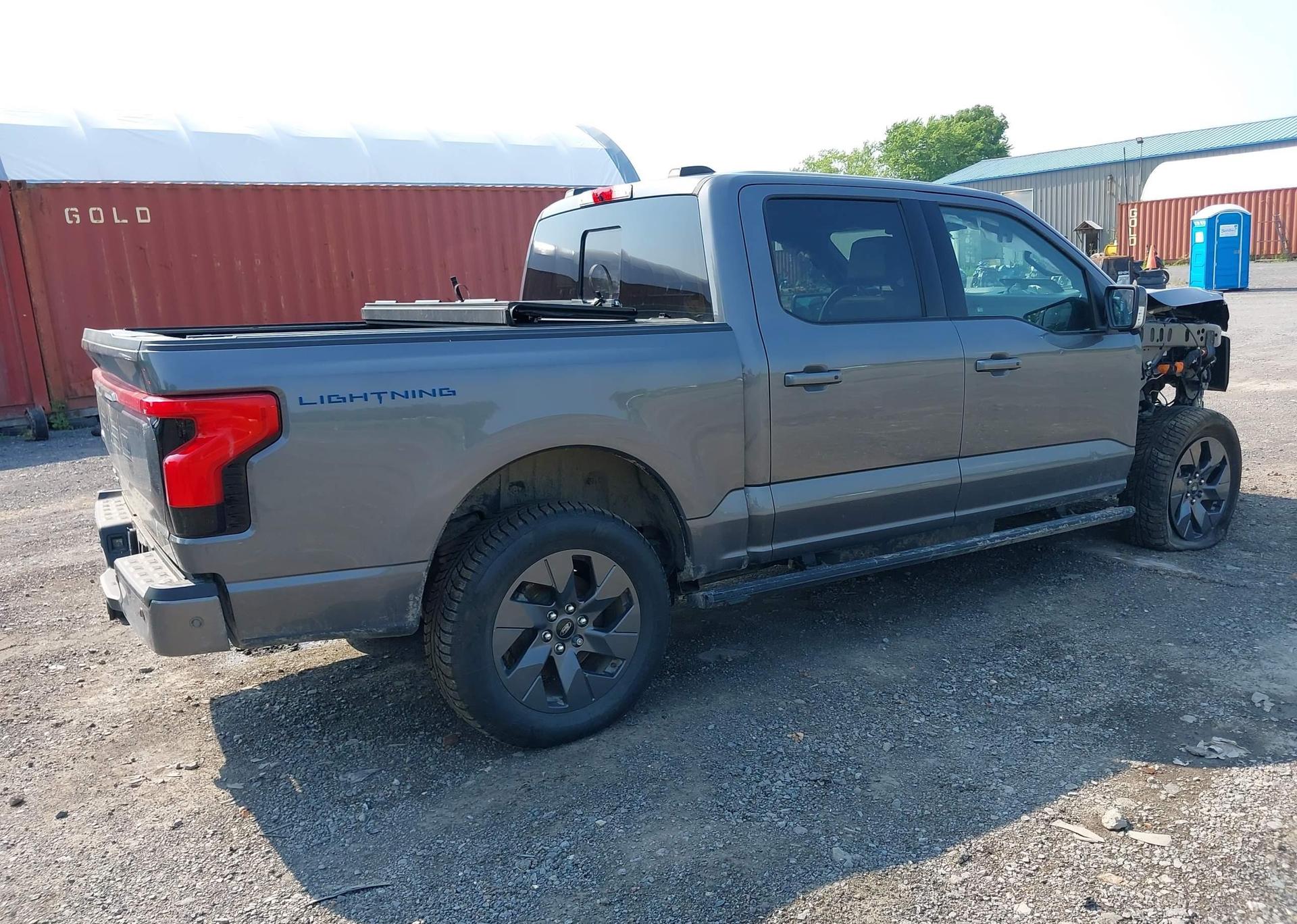 2023 FORD F-150 LIGHTNING LARIAT