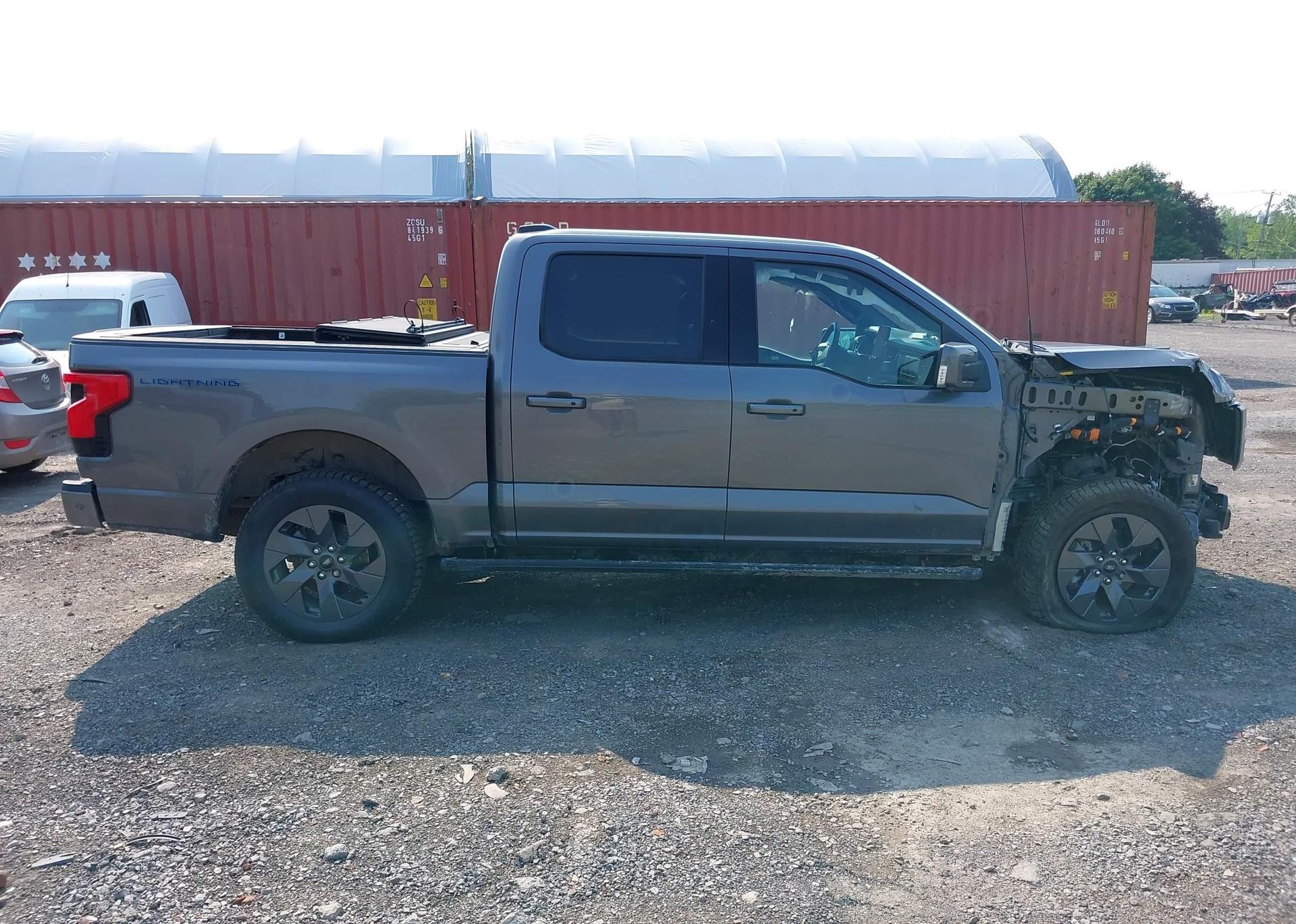 2023 FORD F-150 LIGHTNING LARIAT