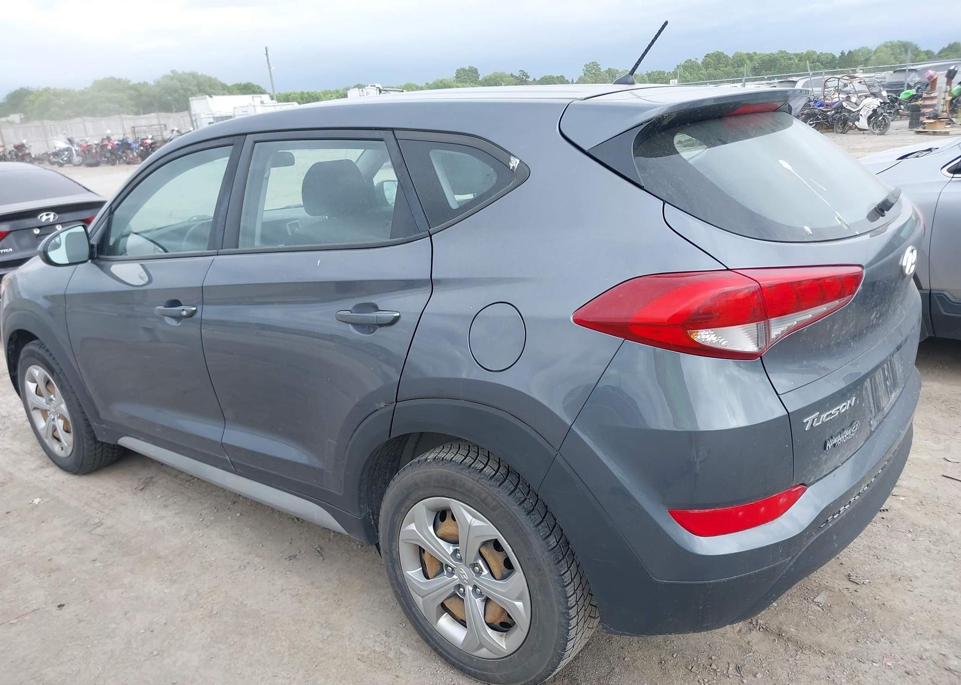 2018 HYUNDAI TUCSON SE