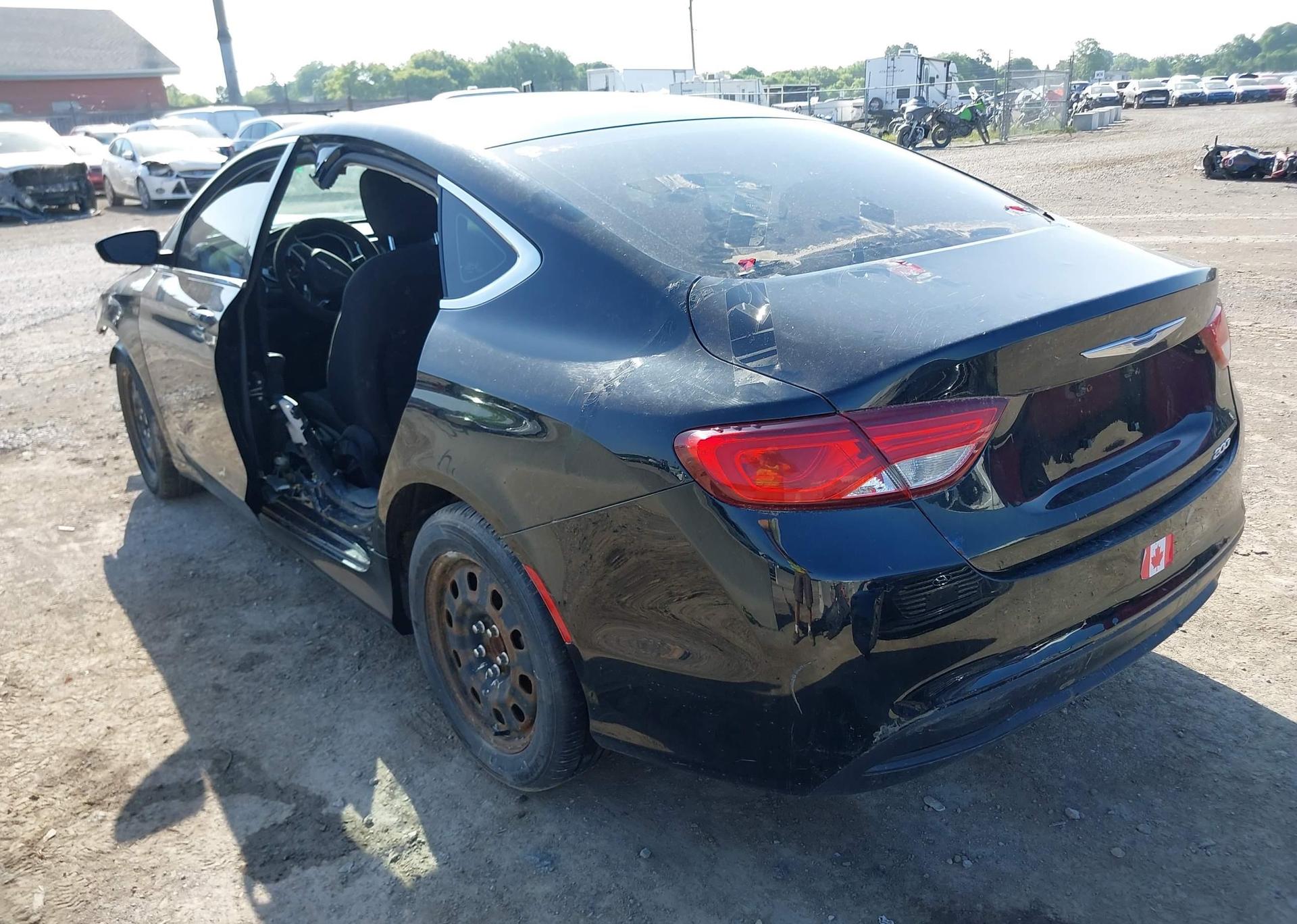 2015 CHRYSLER 200 LX